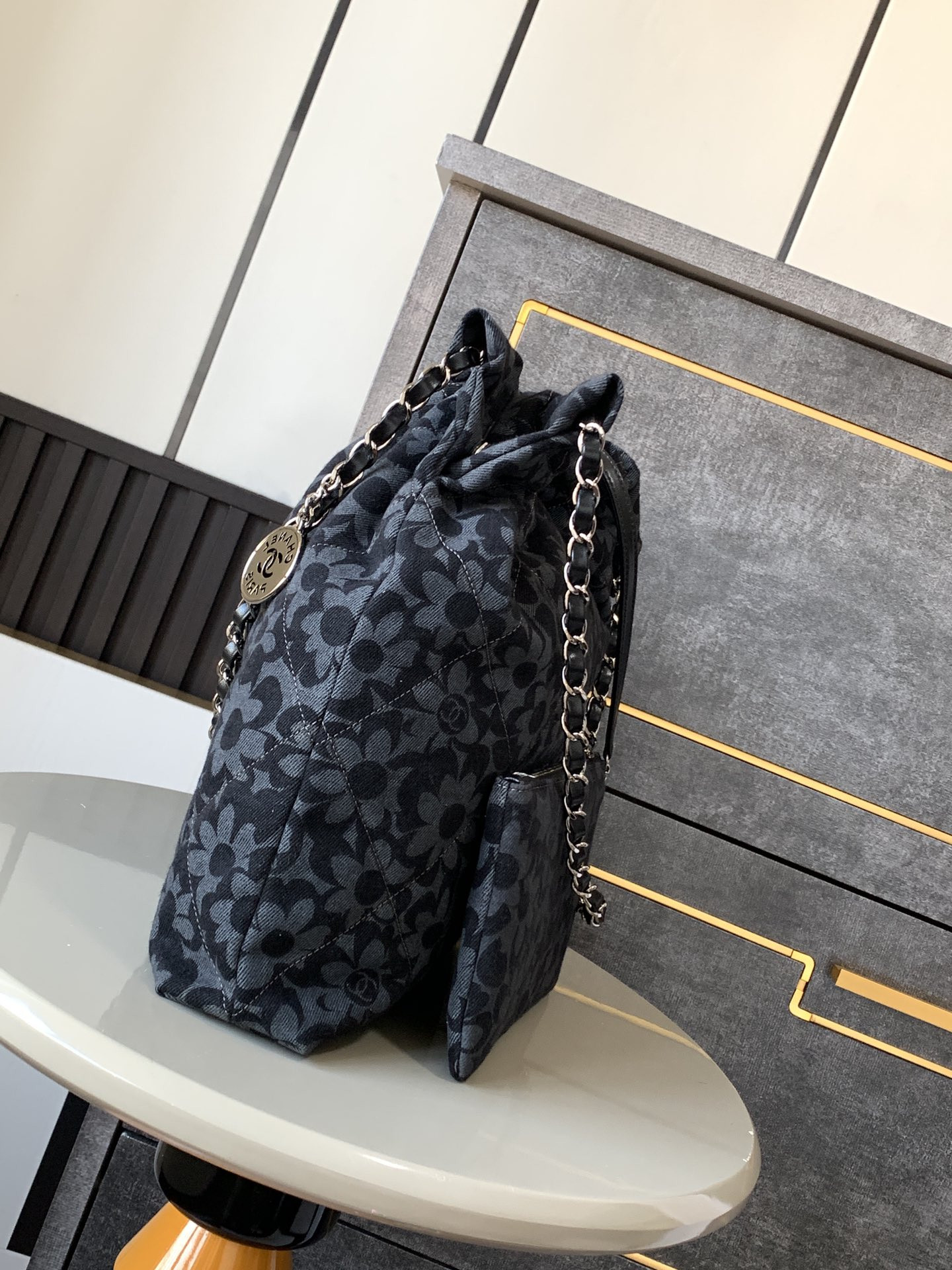 Ch*el 22 HANDBAG 39×42×8cm