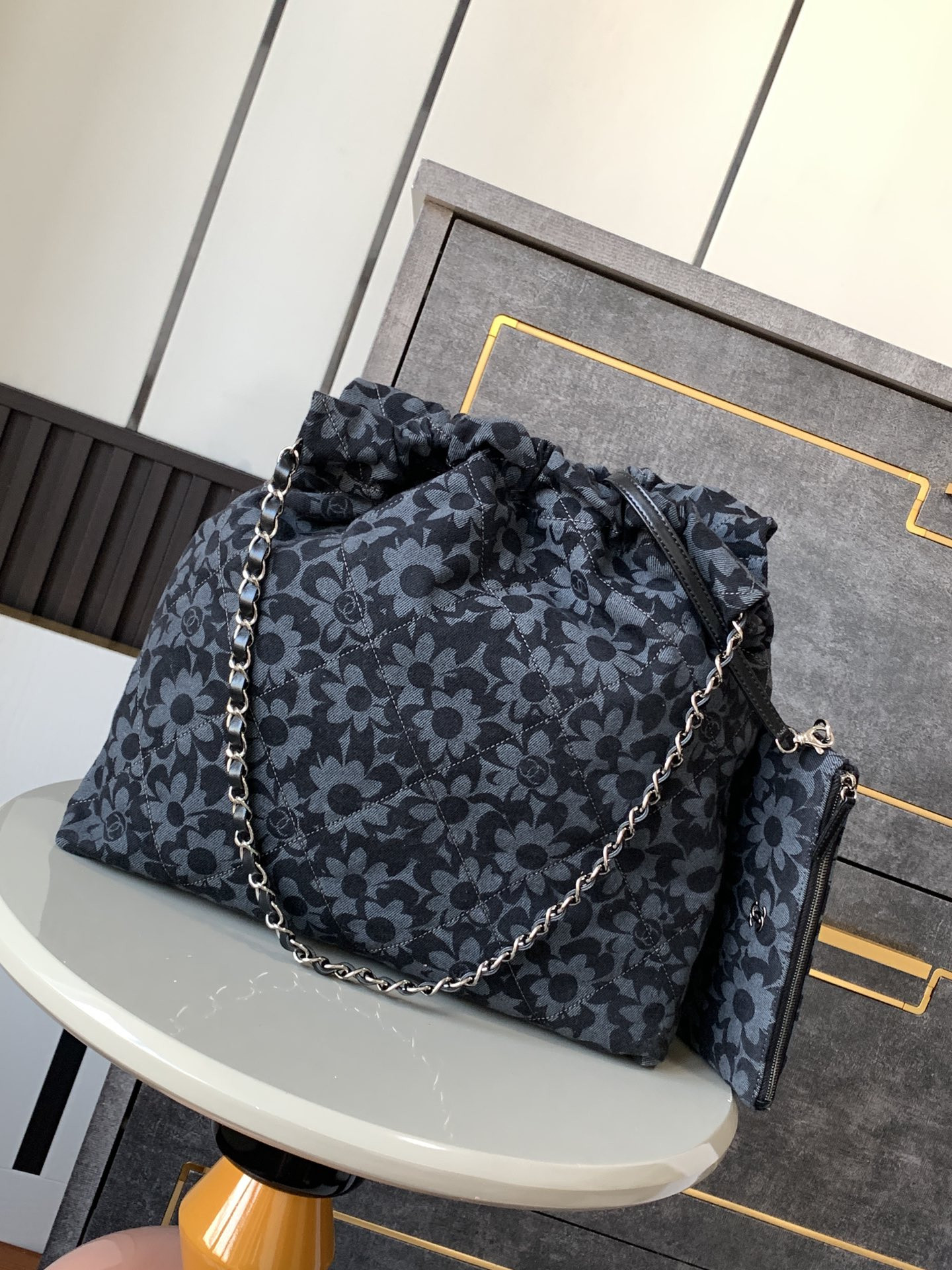 Ch*el 22 HANDBAG 39×42×8cm