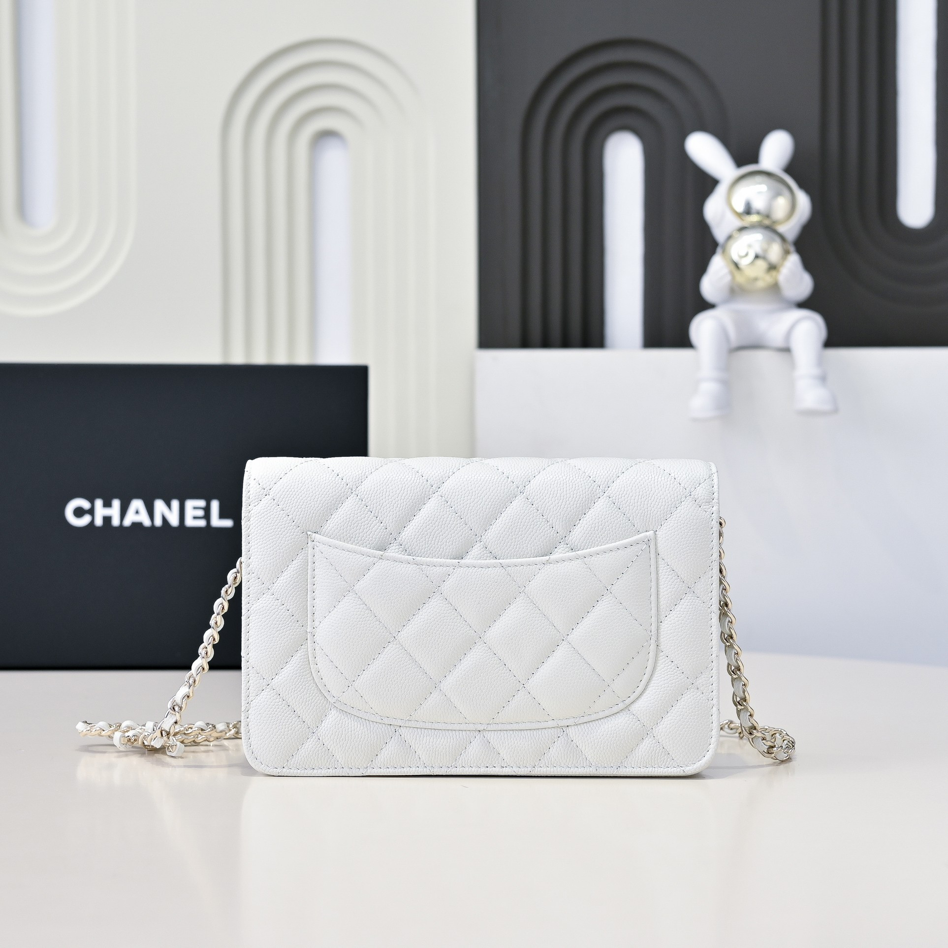Ch*el WOC CLASSIC WALLET ON CHAIN 12.3x19.2x3.5cm