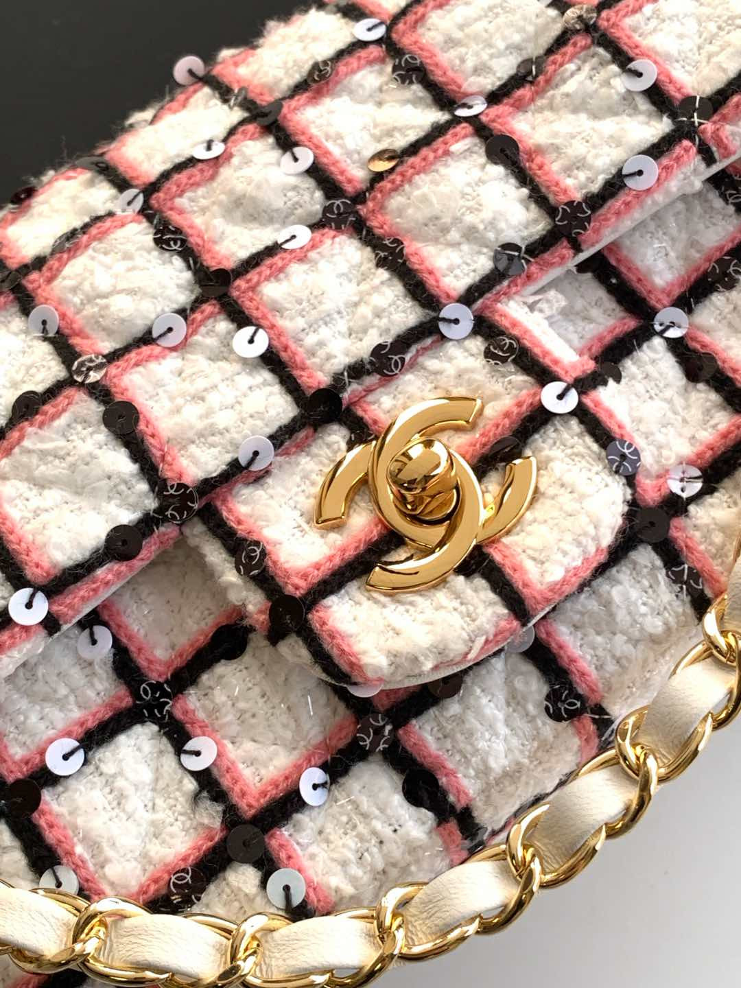 Ch*el Mini CF 20cm