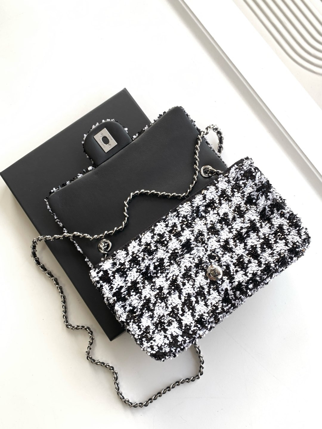 Ch*el Flap Bag 14x22x7cm
