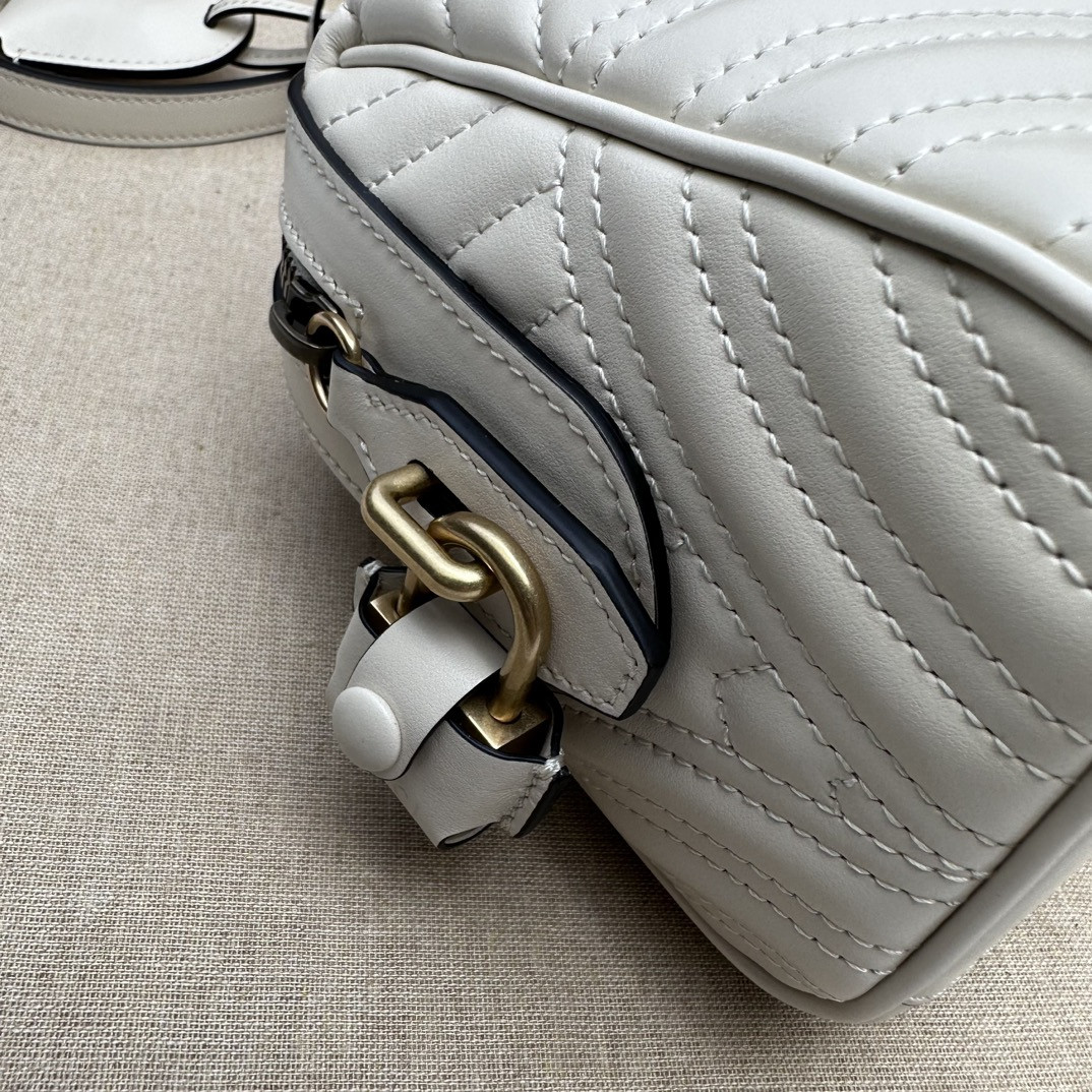 G*u*i GG Marmont small top handle bag 27x13.5x10cm