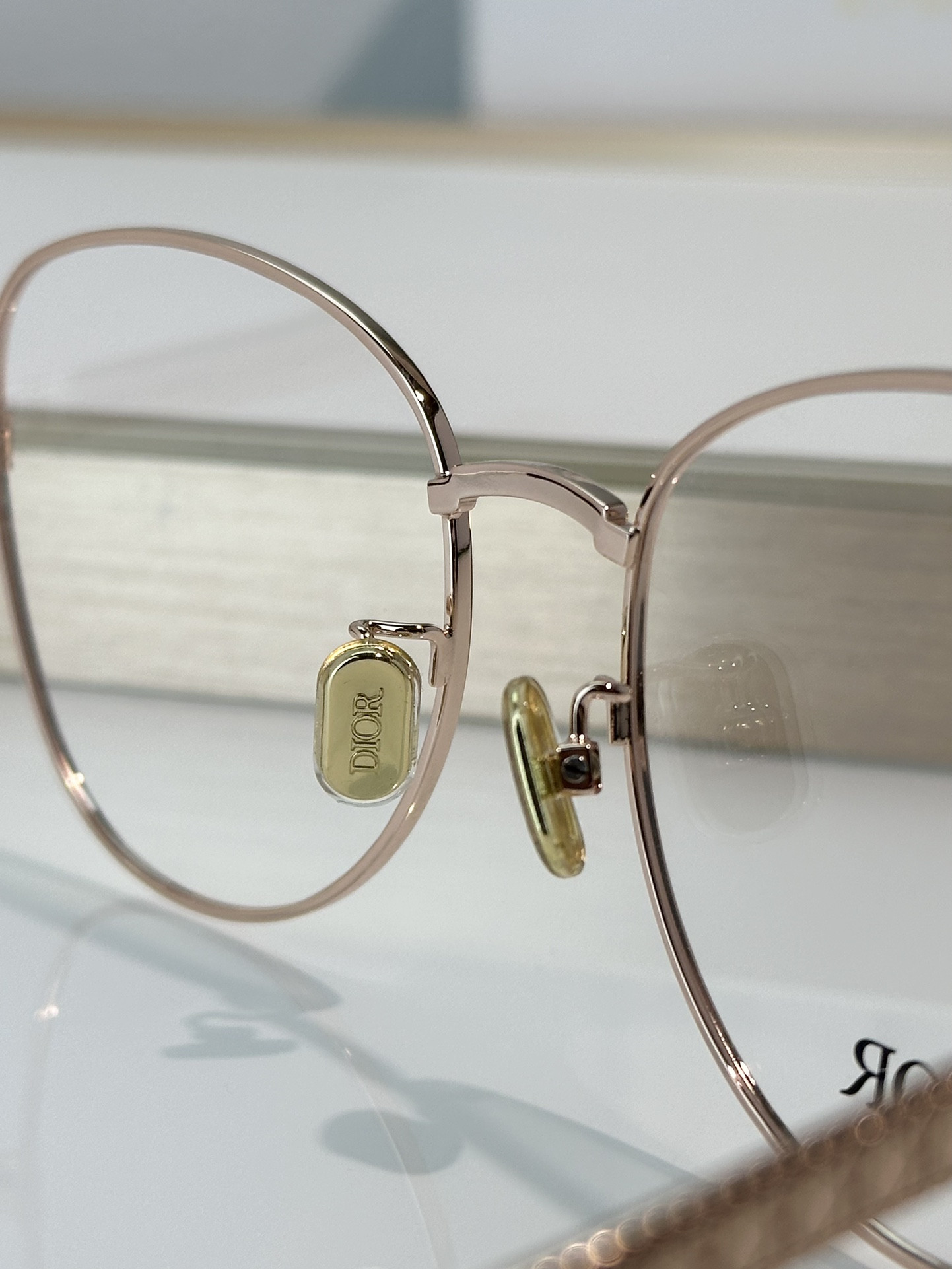 D*0r Glasses Cannage B1F 54-19-140