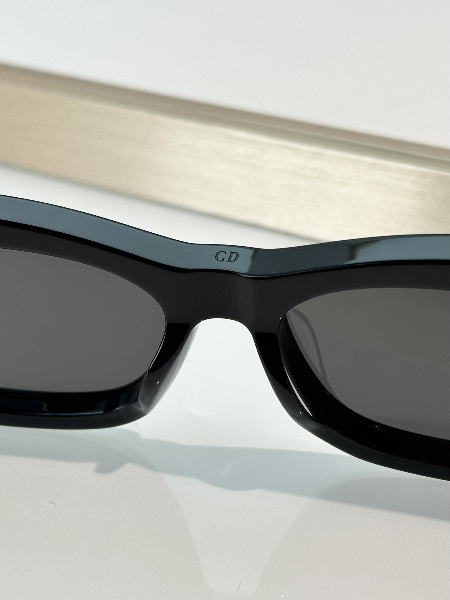 D*0r Glasses S1F 56-17-140