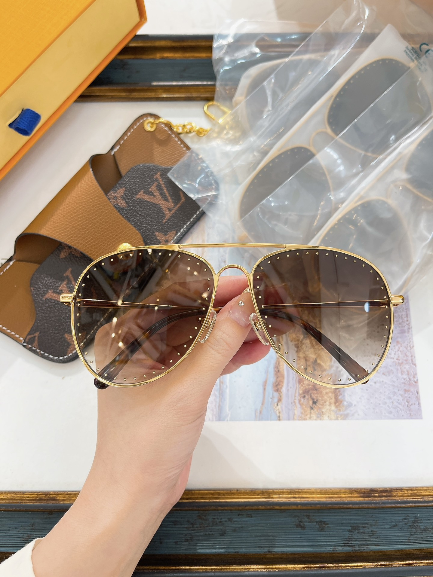 LV Glasses Z1507U