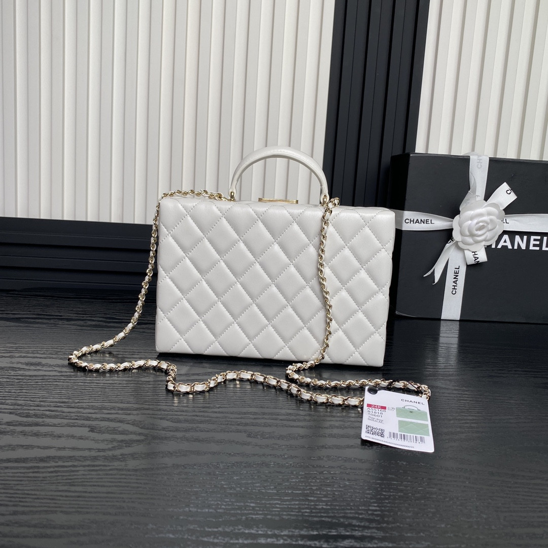 Ch*el Box bag 15x22x7.5cm