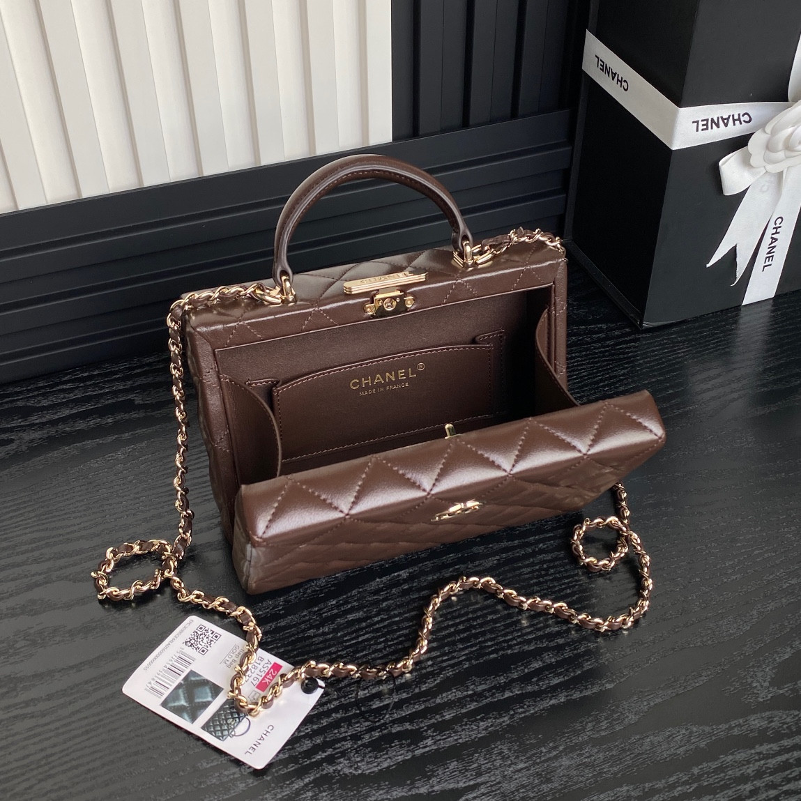 Ch*el Small Box Bag 12.5x18x6.5cm