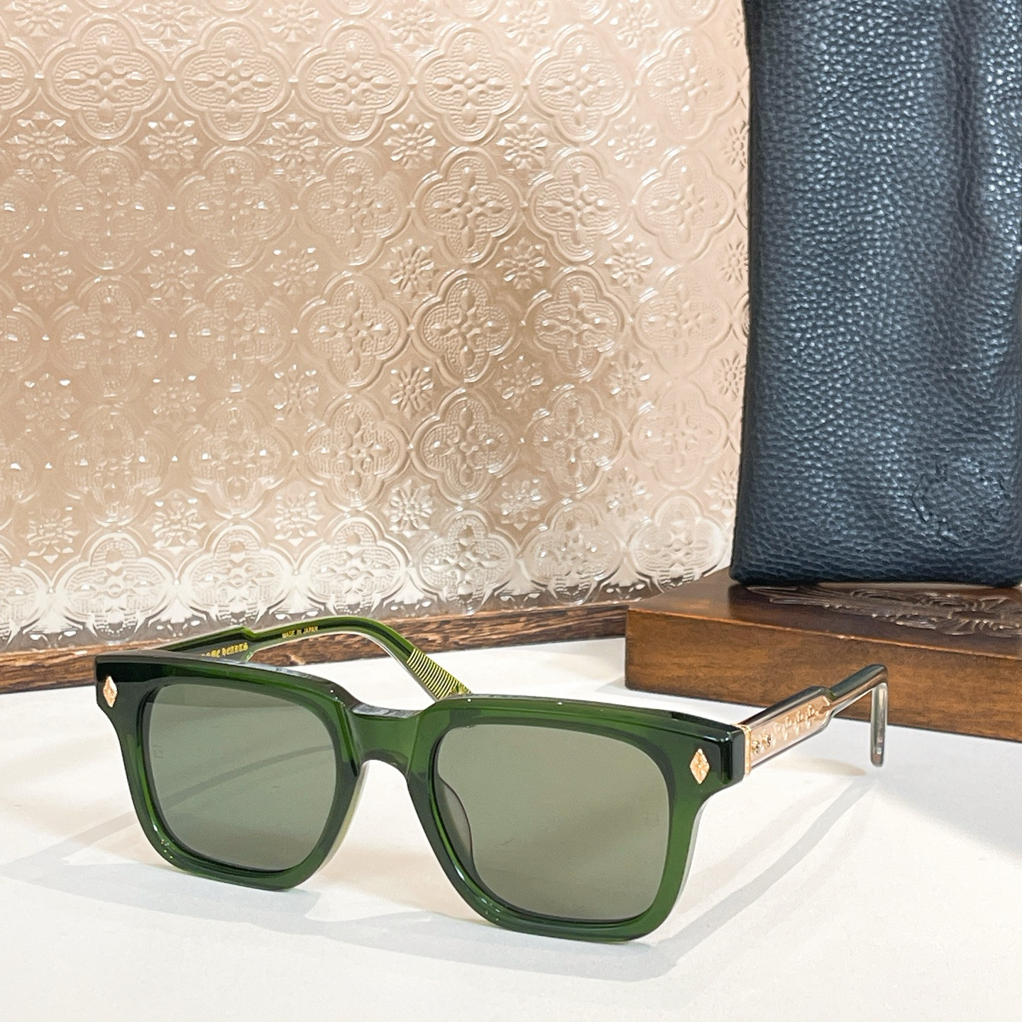 Ch**me He**ts glasses ambidixtrous 52-19-150
