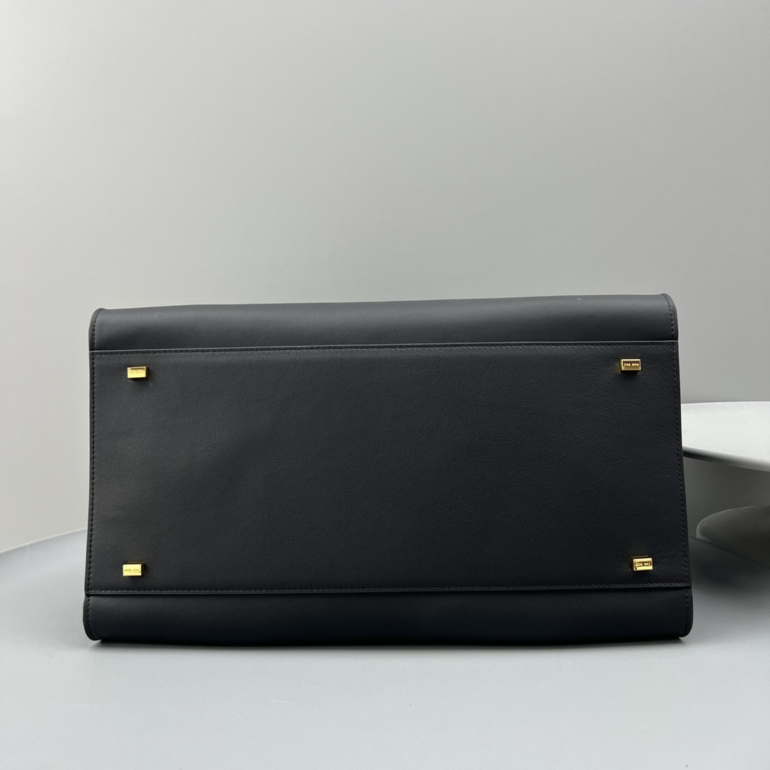 T*e R0w MARGAUX 12 32x15x25cm