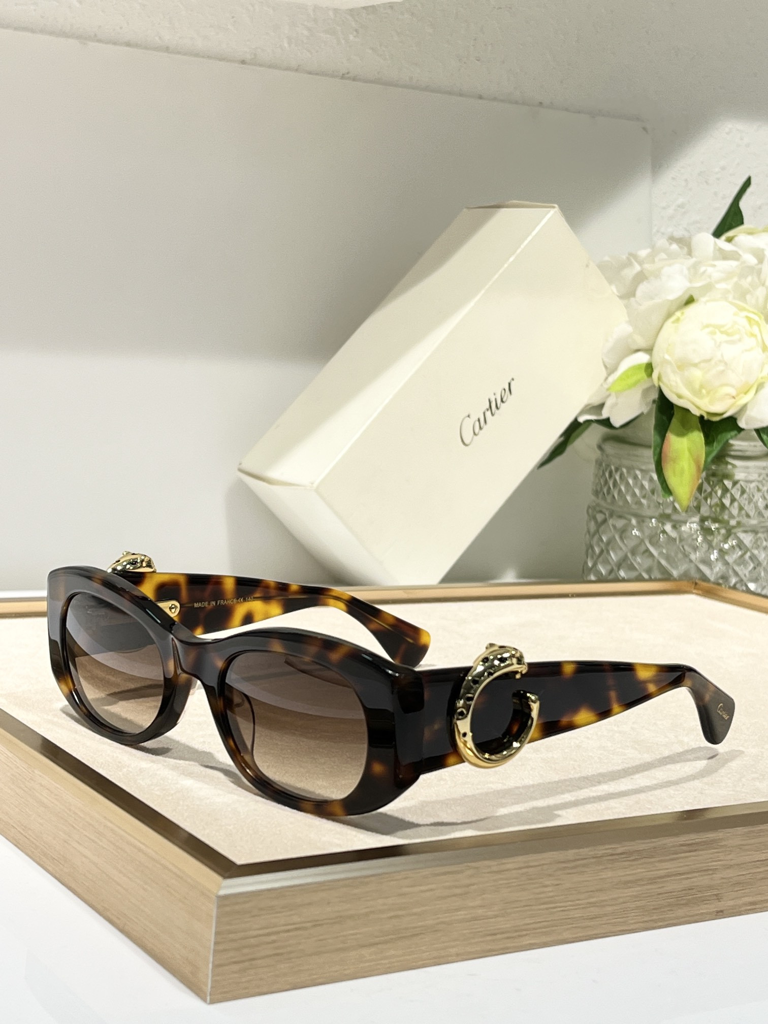 Ca*t*er Glasses Narrow frame 51-21-145