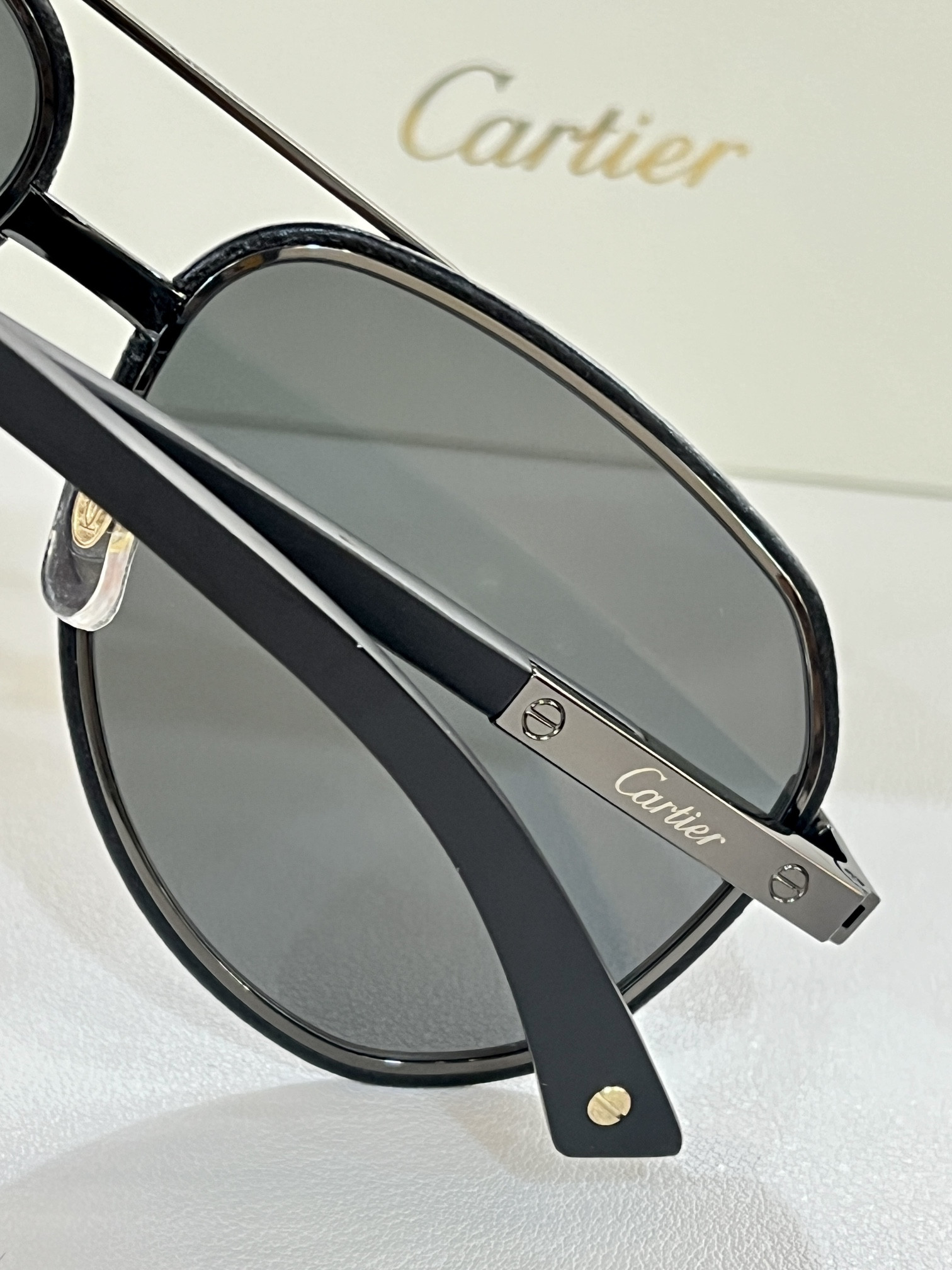 Ca*t*er Glasses Square Man design