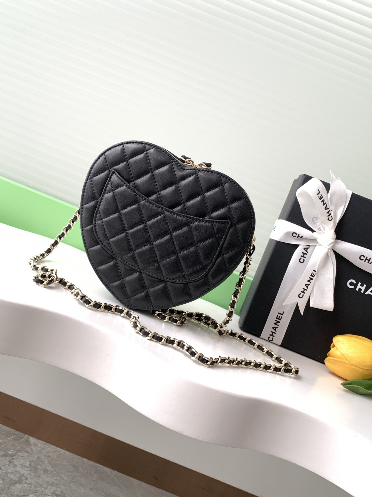 Ch*el 22cc Love Bag AS3191 18x16.5x6.5cm