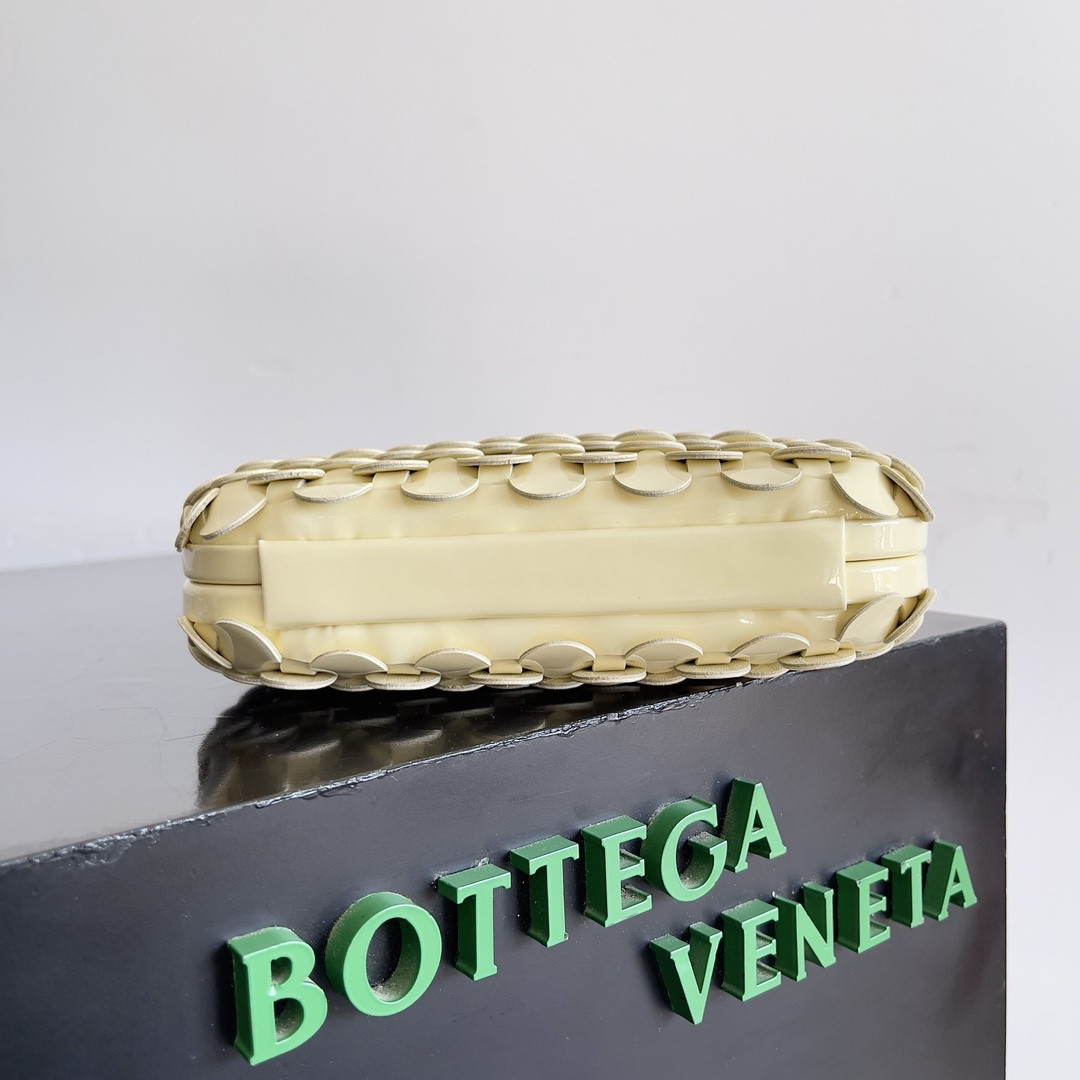 Bo*te*ga Ve*ne*ta knot 717622 20.5x6x12.5cm