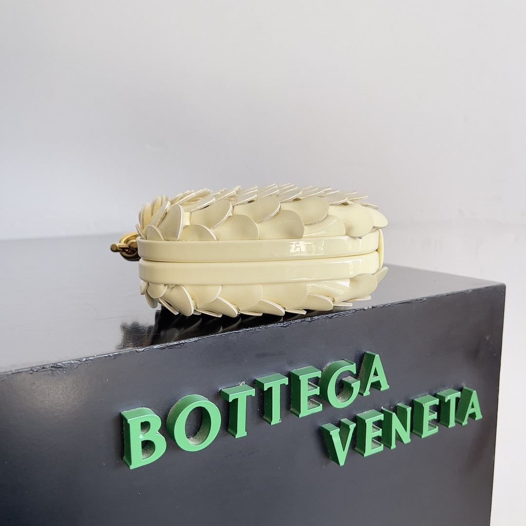 Bo*te*ga Ve*ne*ta knot 717622 20.5x6x12.5cm