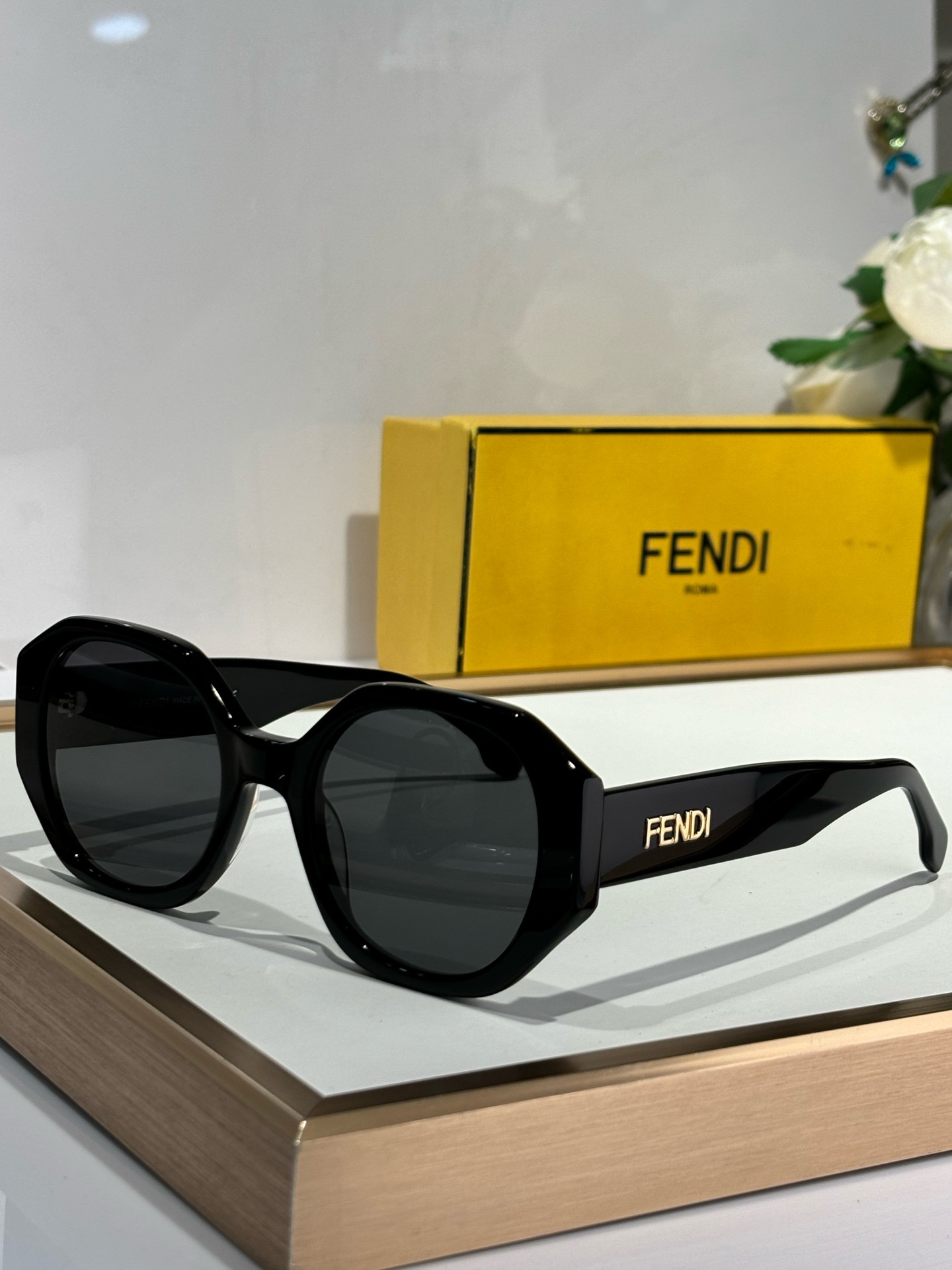 F**di glasses fe40118 52-23-142