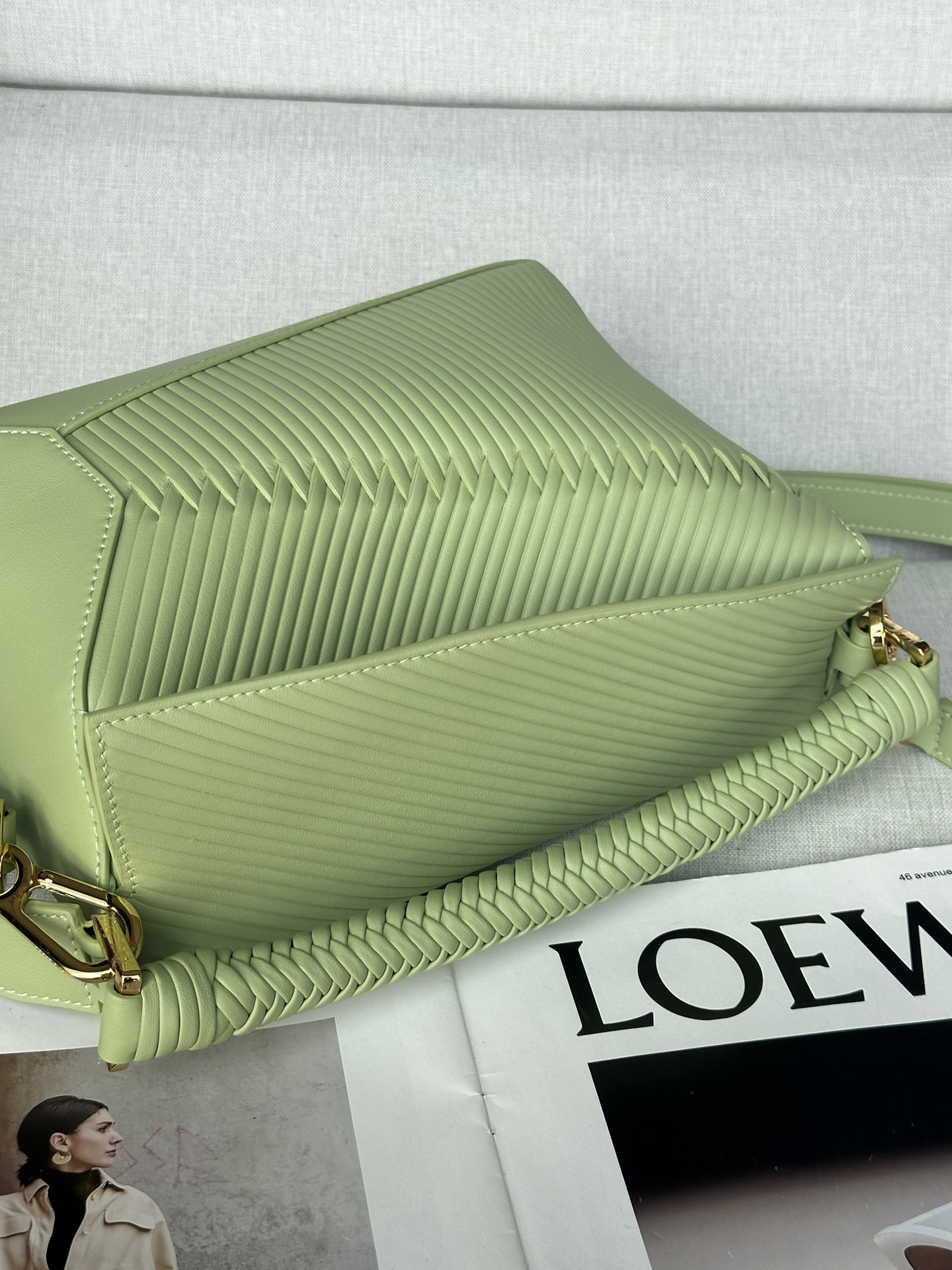 L0ew* Small Puzzle bag in calfskin 24x10.5x16.5cm
