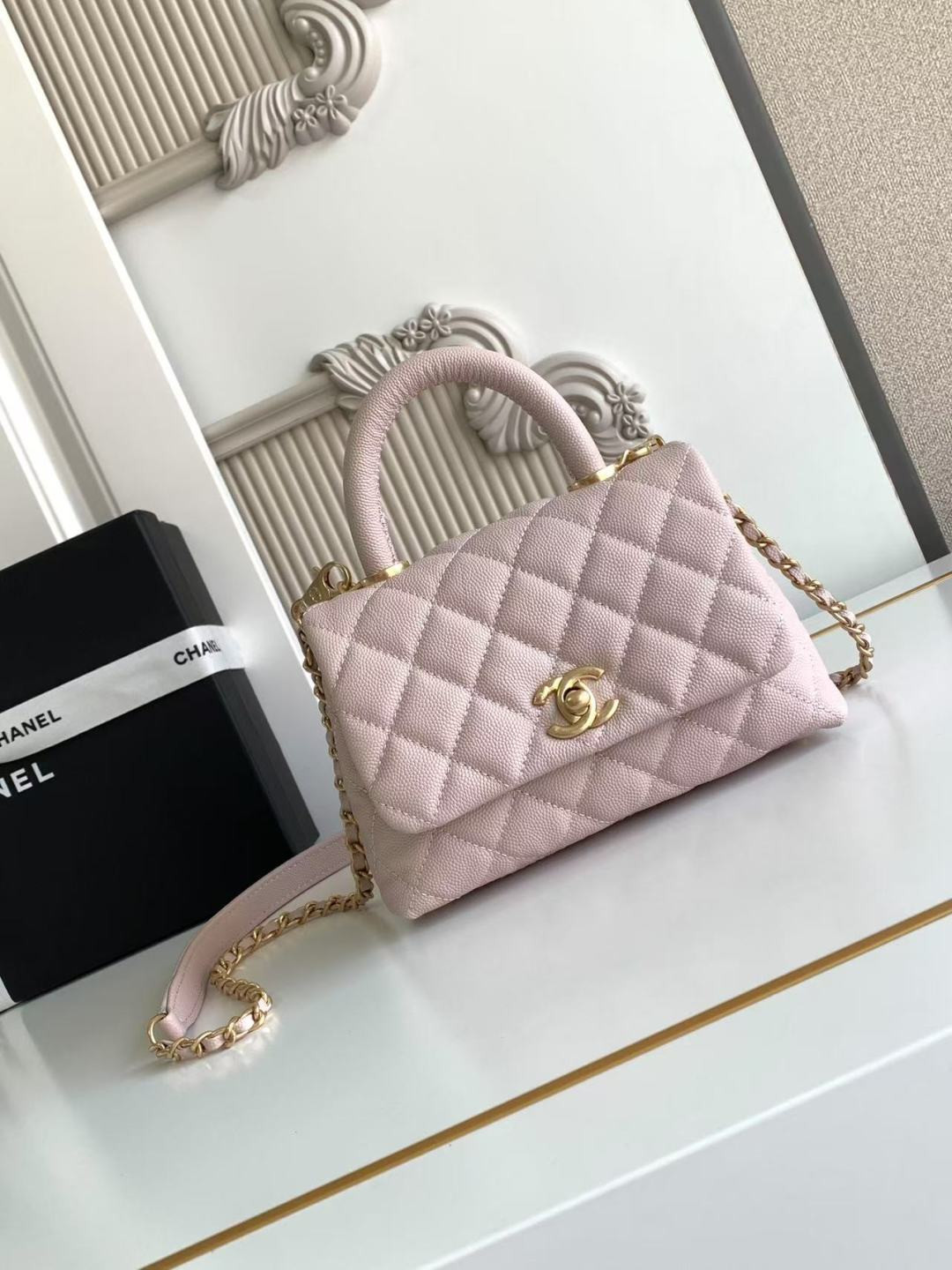 Ch*el Mini Flap Bag with Top Handle Grained Calfskin & Gold-Tone Metal AS2215 13x19x9cm