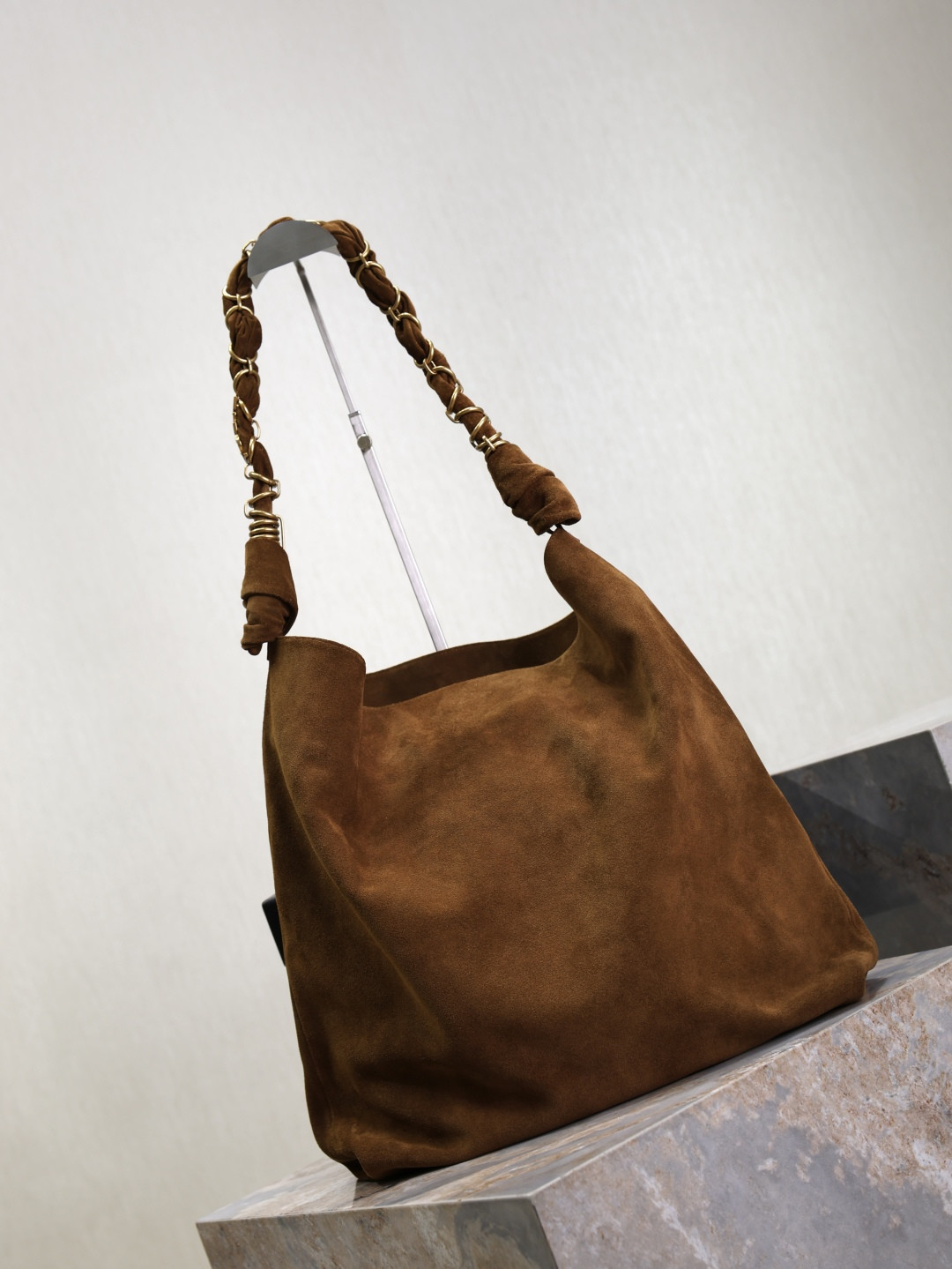 Y*L Amalia (suede) 42x50x1cm