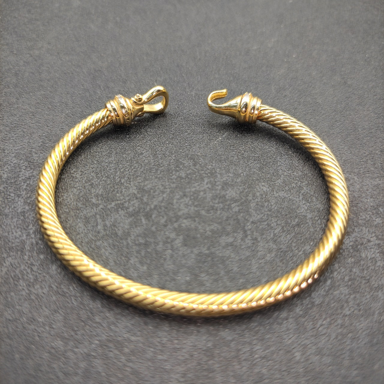 dau1d Yvrm*n 4mm gold hook with di*m*nds bracelet(wrist circumference 16-20cm)