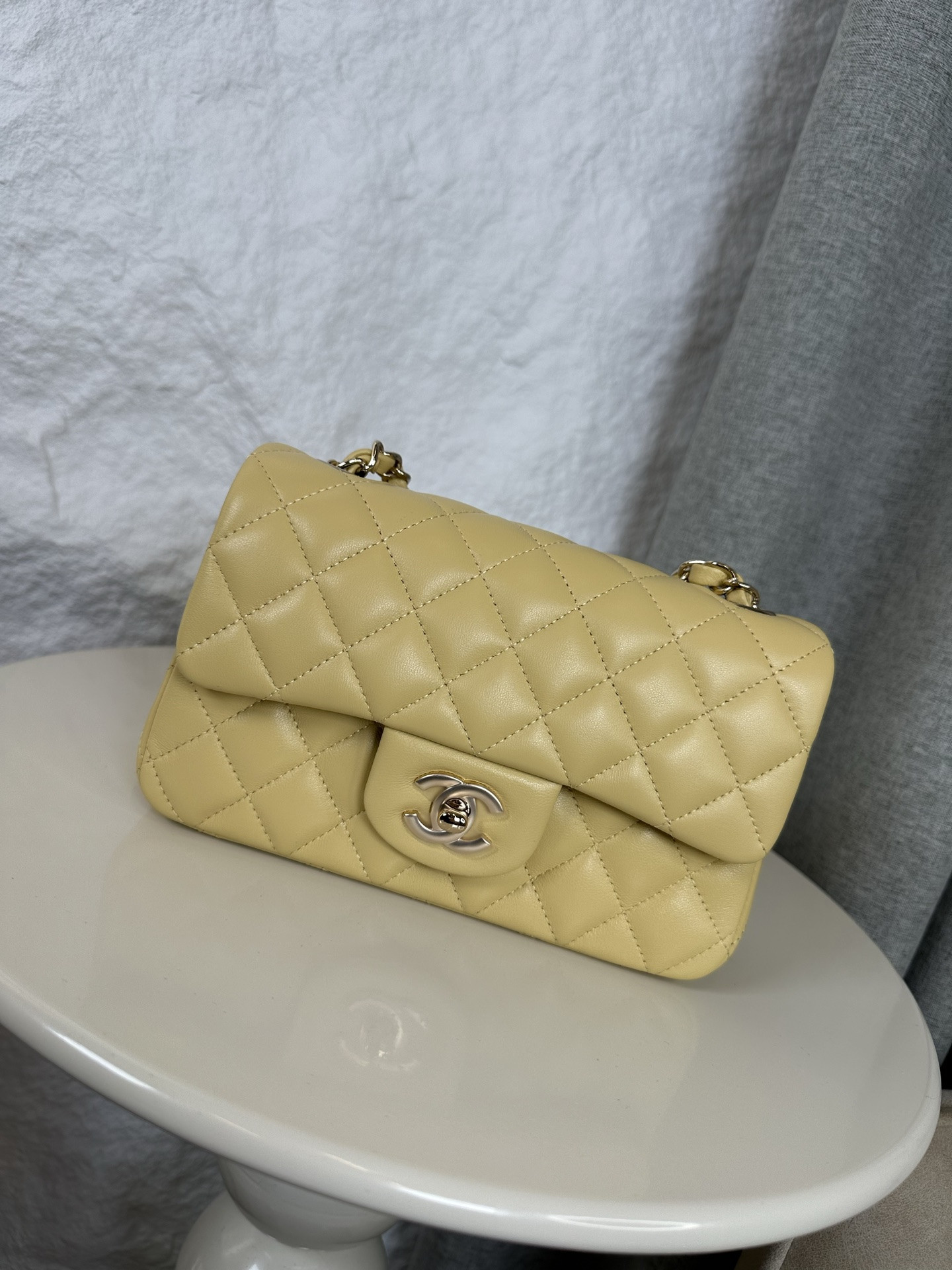 Ch*el Mini Flap Bag 20x12x6cm