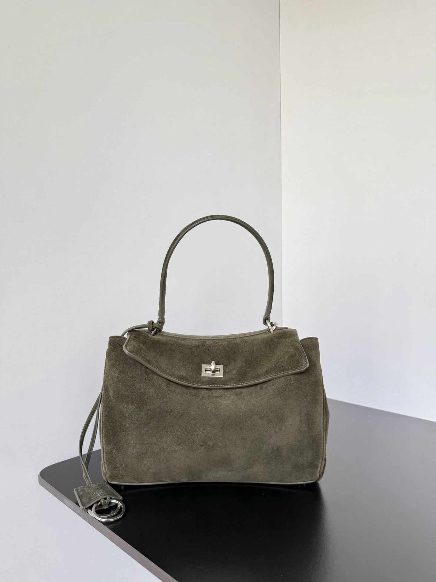 Ba*len*cia*ga Rodeo Small 28.9x20x9.9cm