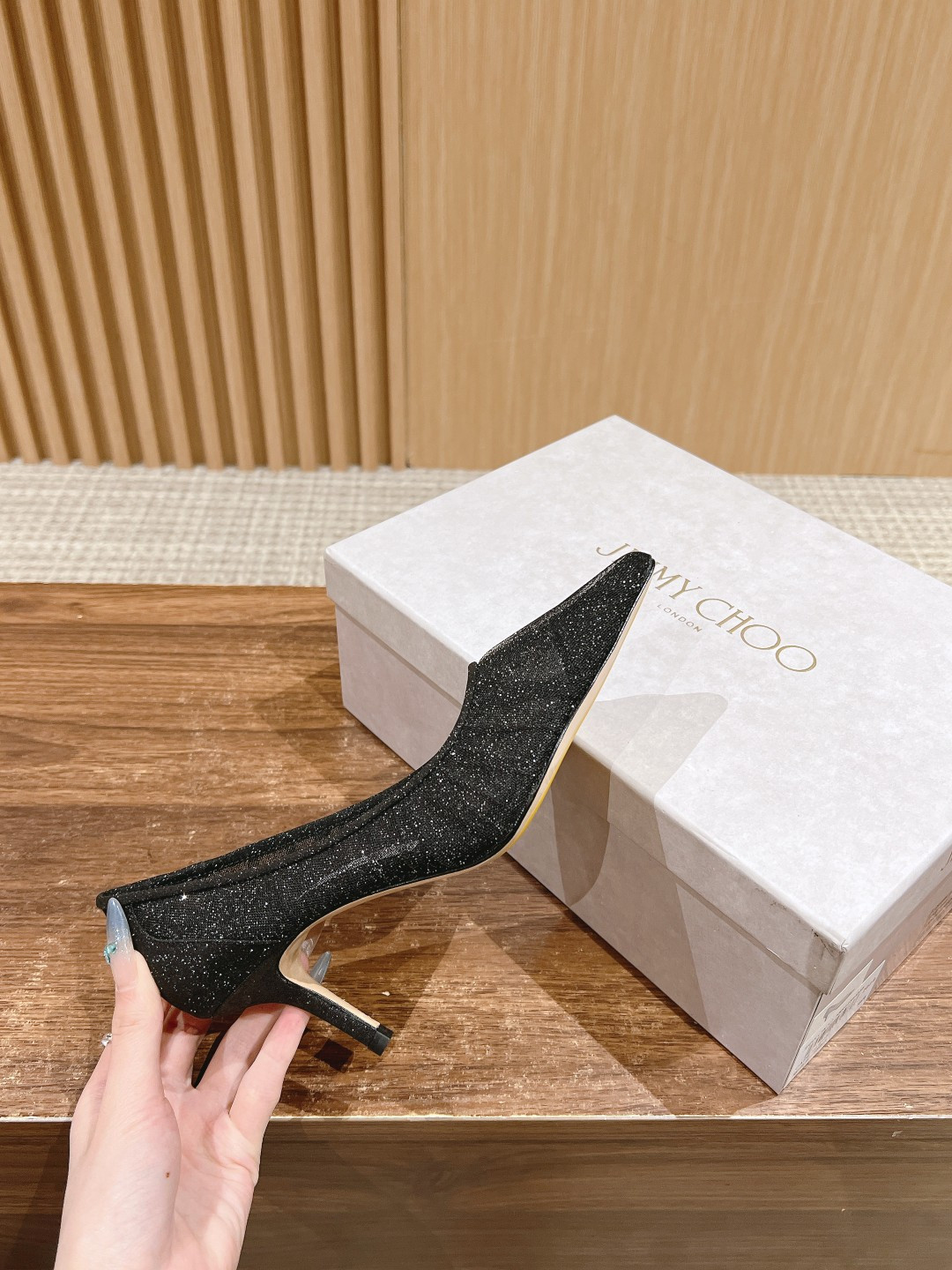 UA Ji*y Ch* Pumps
