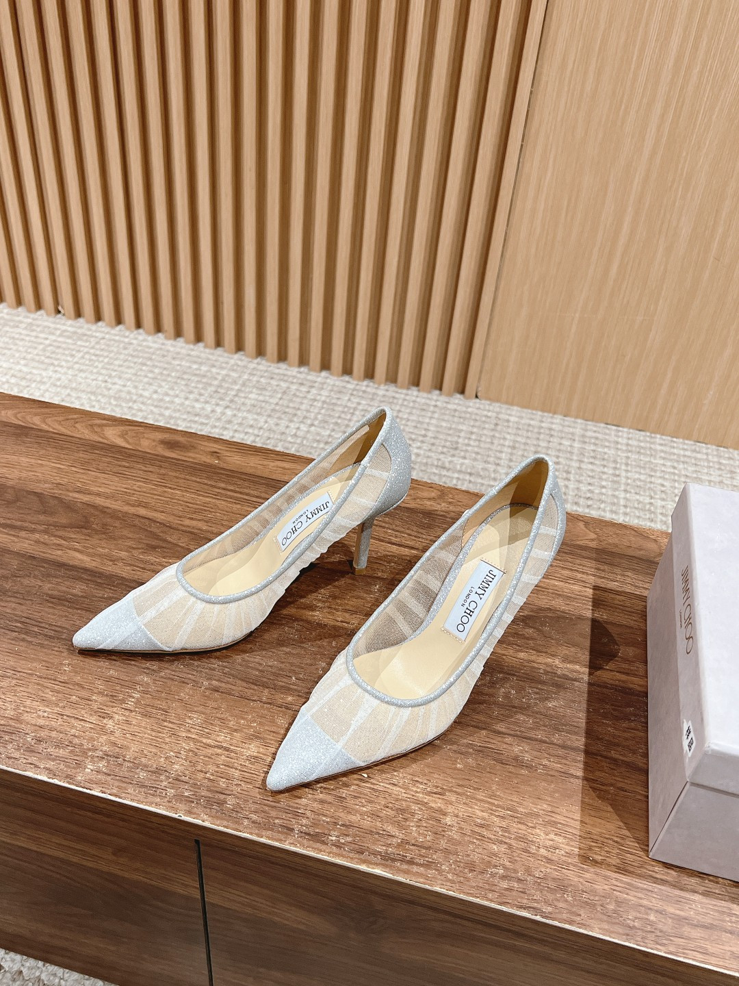 UA Ji*y Ch* Pumps