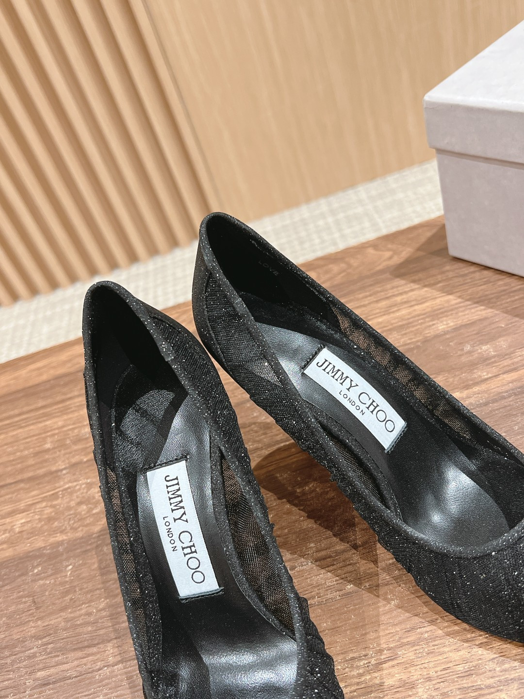 UA Ji*y Ch* Pumps