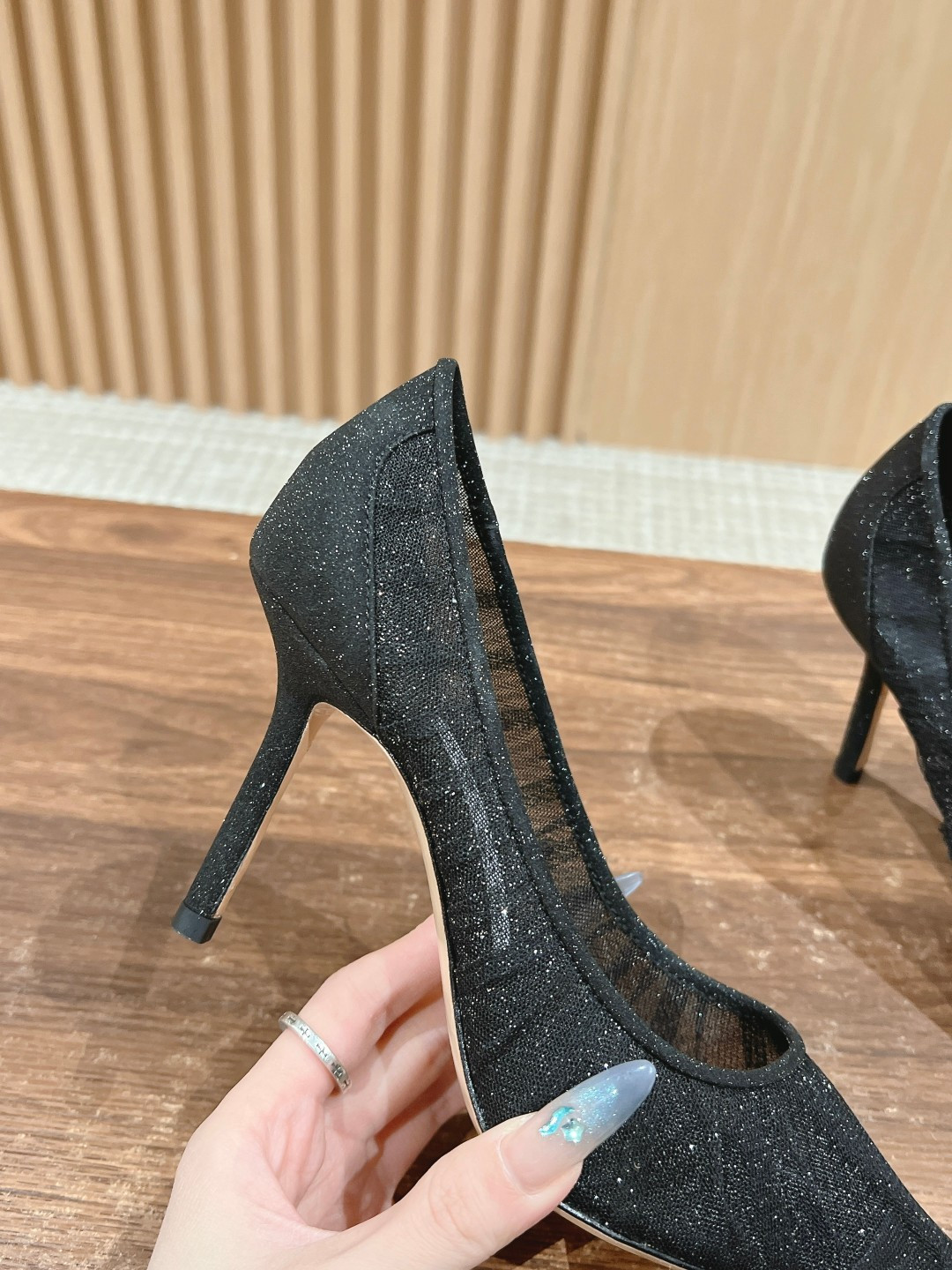 UA Ji*y Ch* Pumps