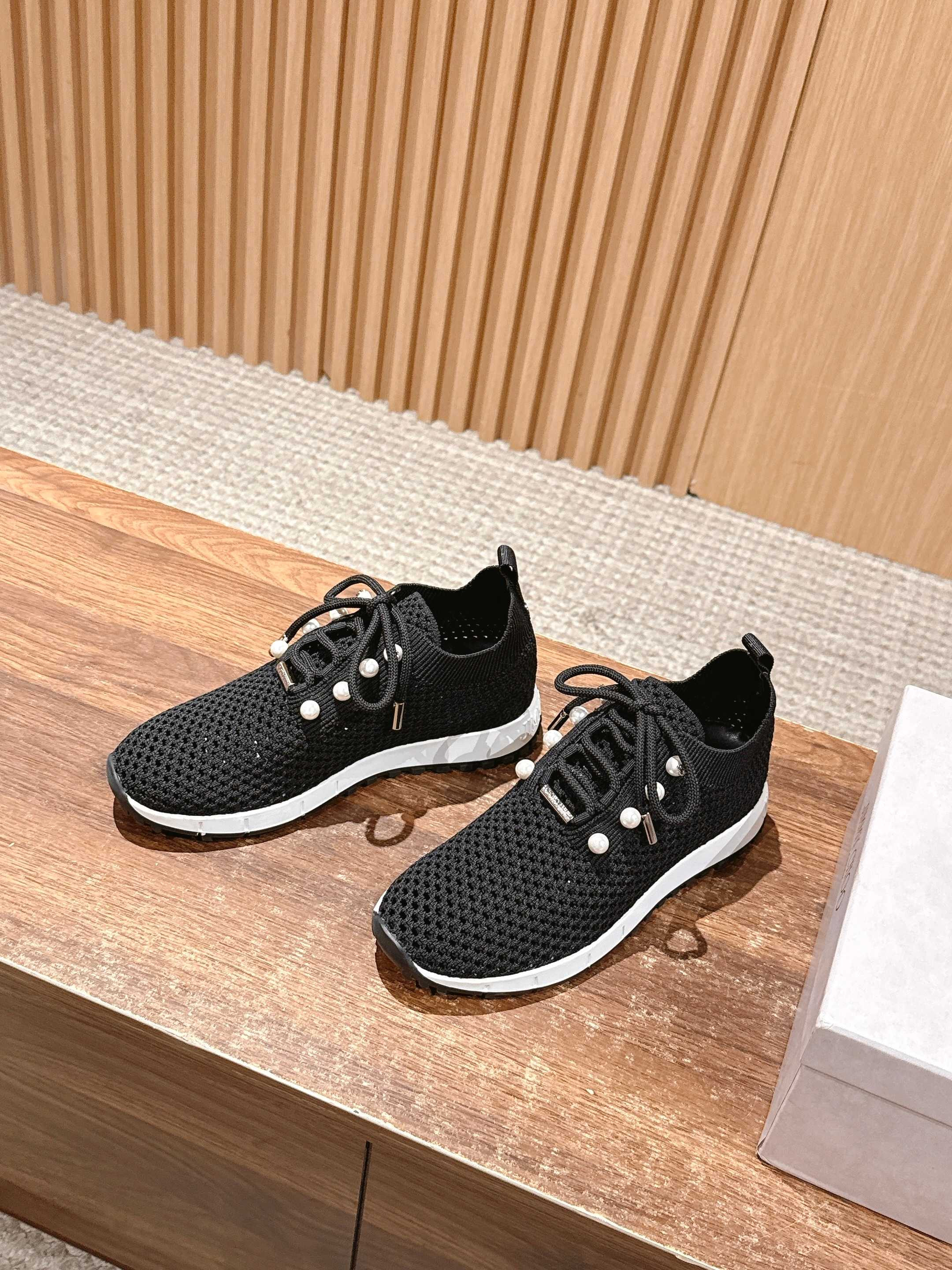 UA Ji*y Ch* Casual Sneakers