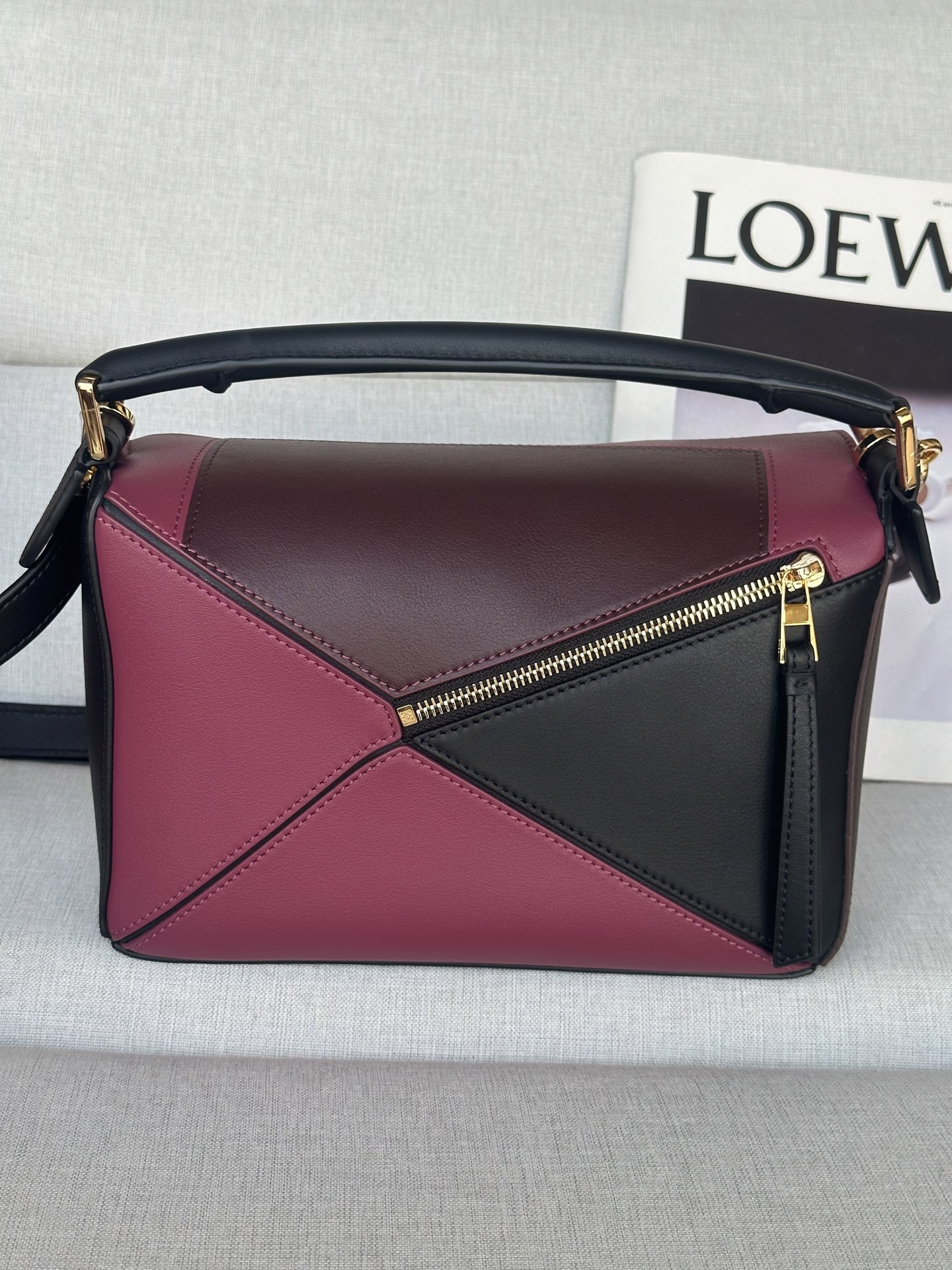 L0ew* x albers small puzzle bag in nappa calfskin 16.5x24x10.5cm