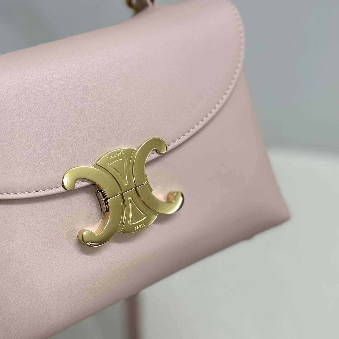 Ce**e teen nino bag in smooth satined calfskin 20.5x13x8cm