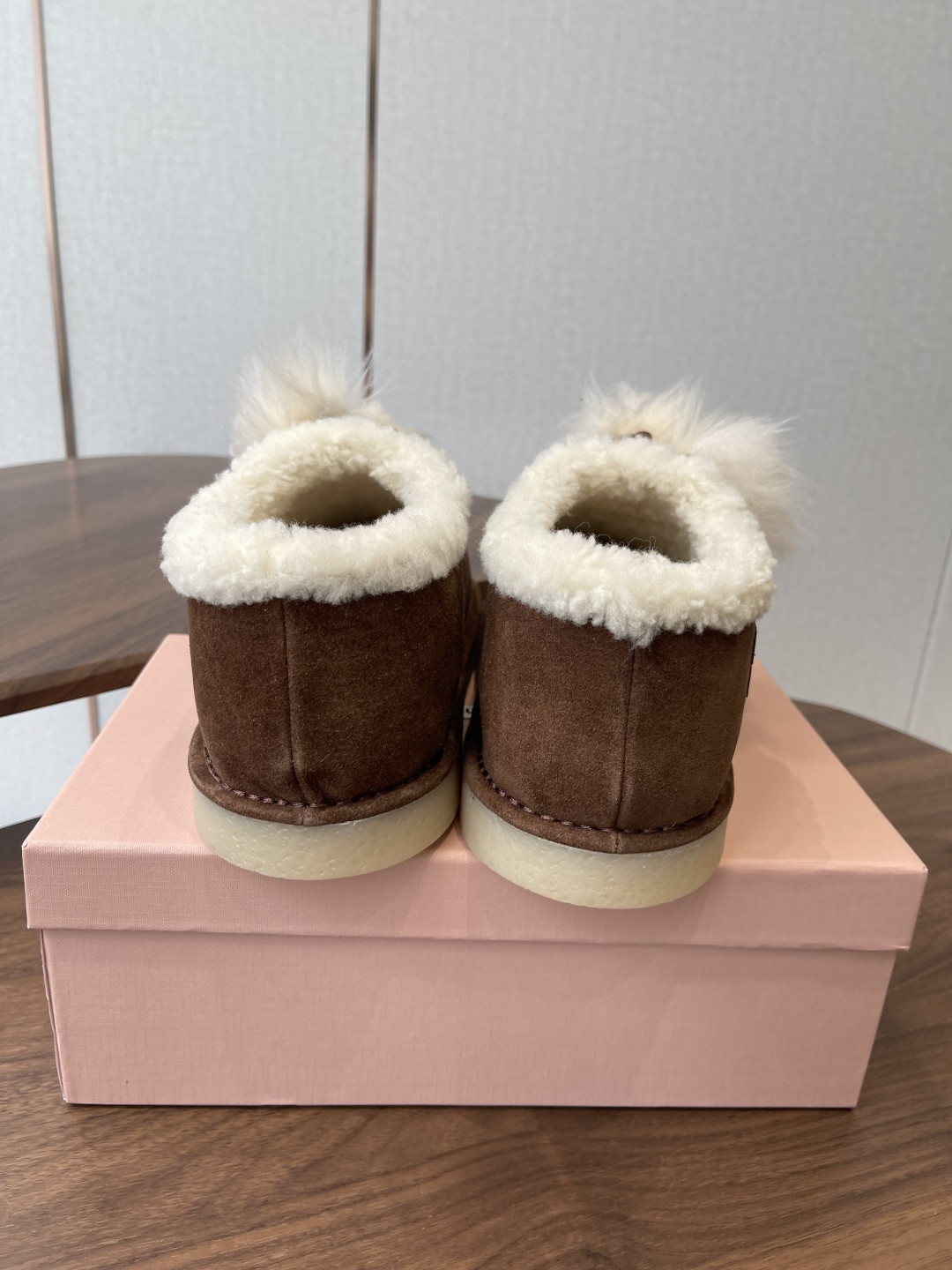 ua M1v M1v suede boot