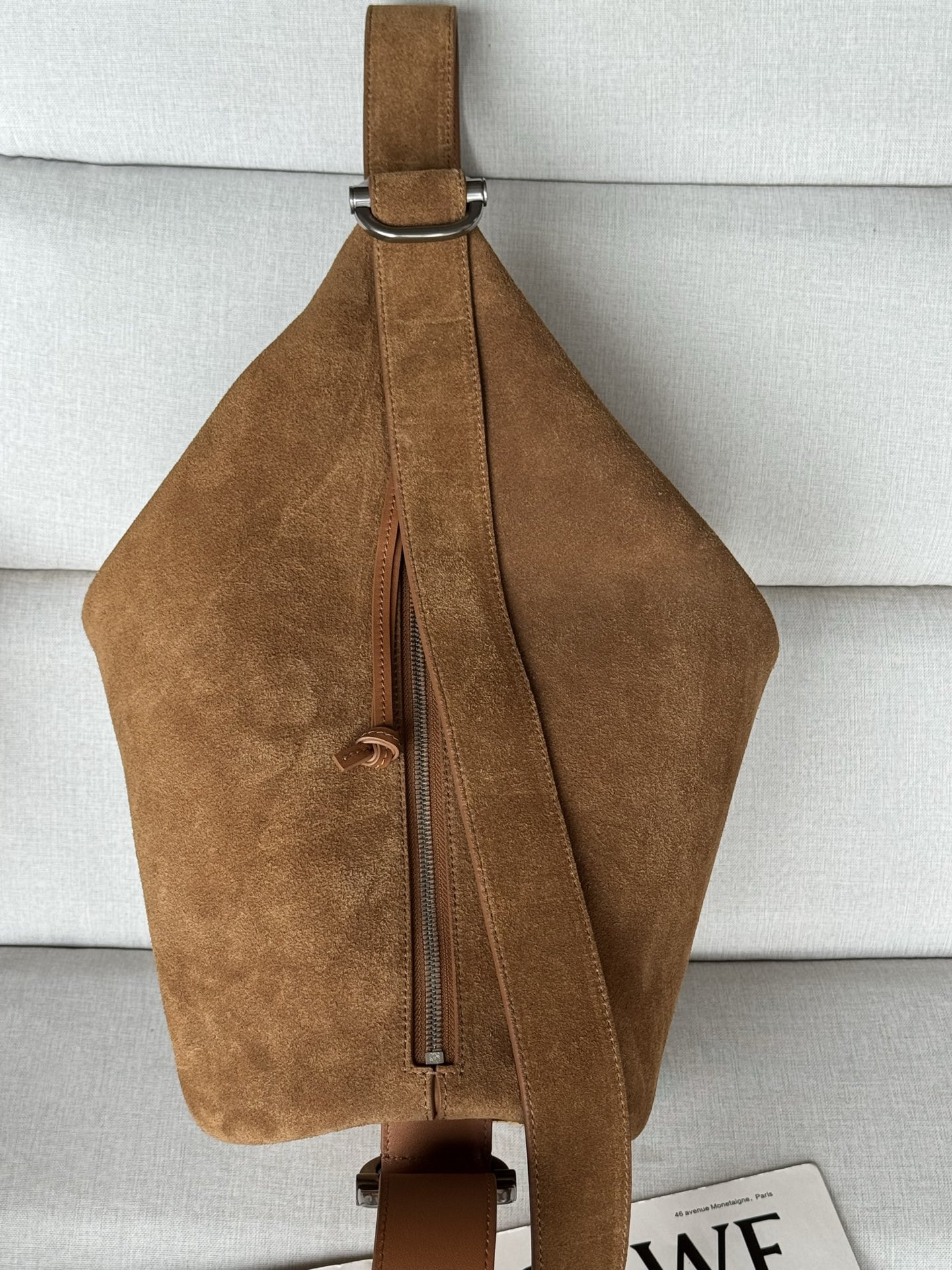 L0ew* loop bucket in suede calfskin 39x39x15.5cm