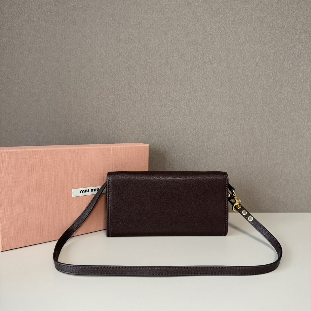 M1v M1v nappa leather wallet with shoulder strap 19x9.5x2cm