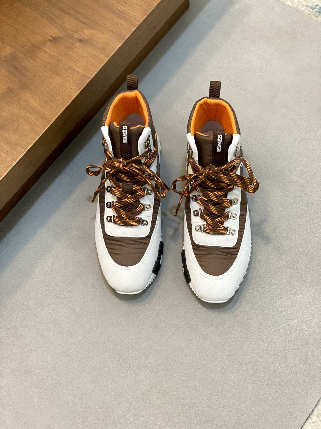 ua H**mes klimb sneaker