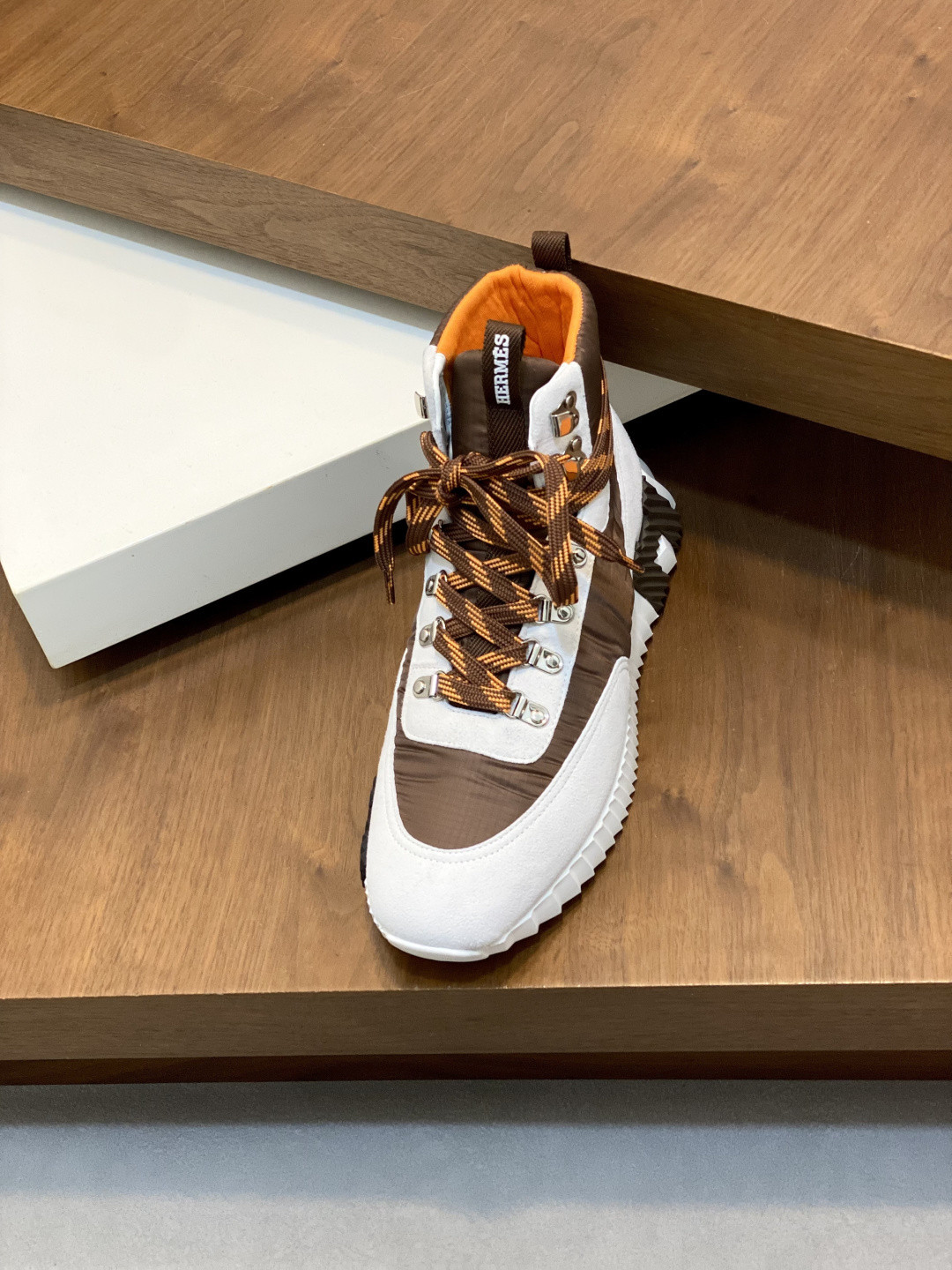 ua H**mes klimb sneaker
