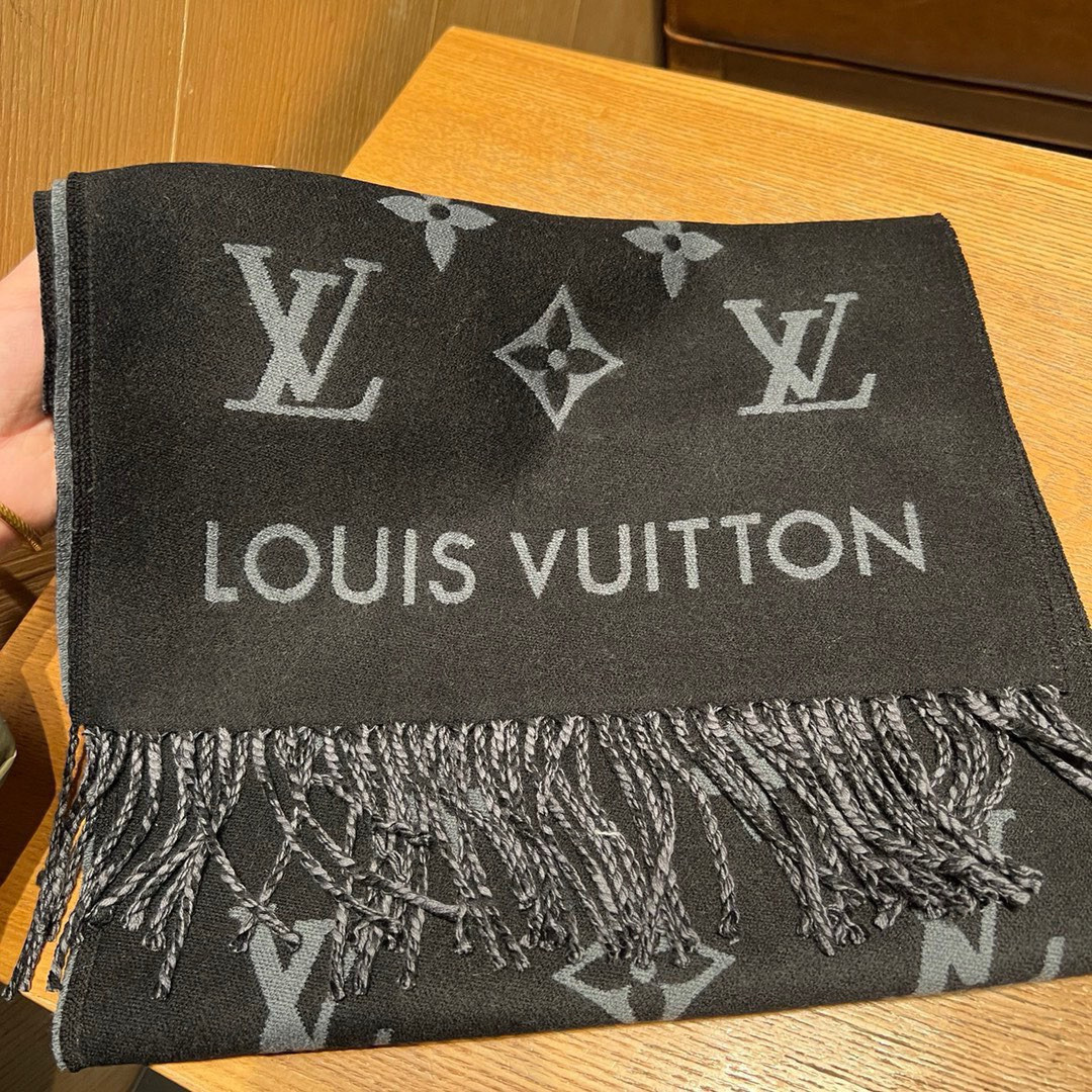 l0*is V*t0n monogram scarf 34x186cm 100% wool tassel trim