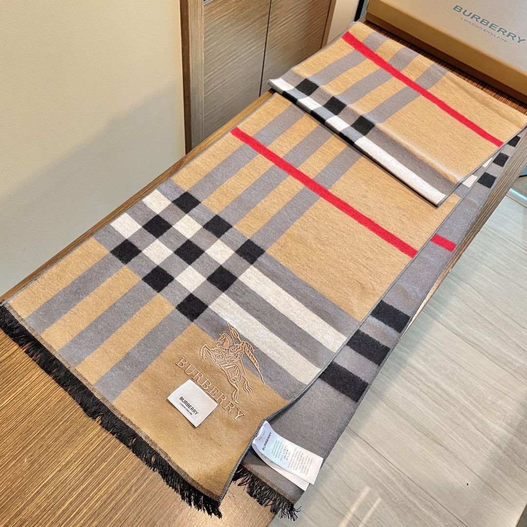 B**rry scarf 45x180cm