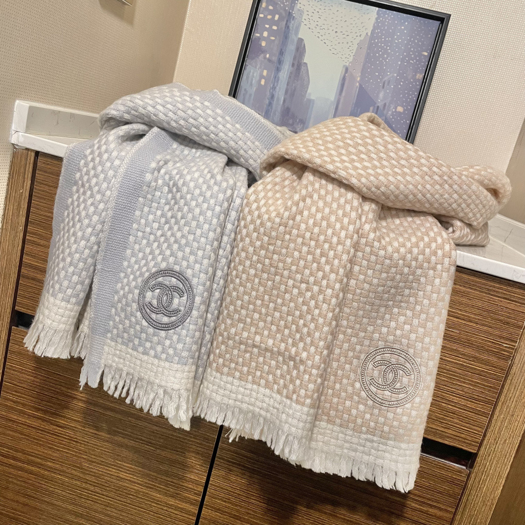 Ch*el scarf 35x200cm 100% wool