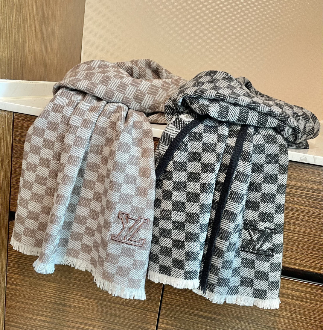 l0*is V*t0n checkered scarf 35x200cm 100% cashmere