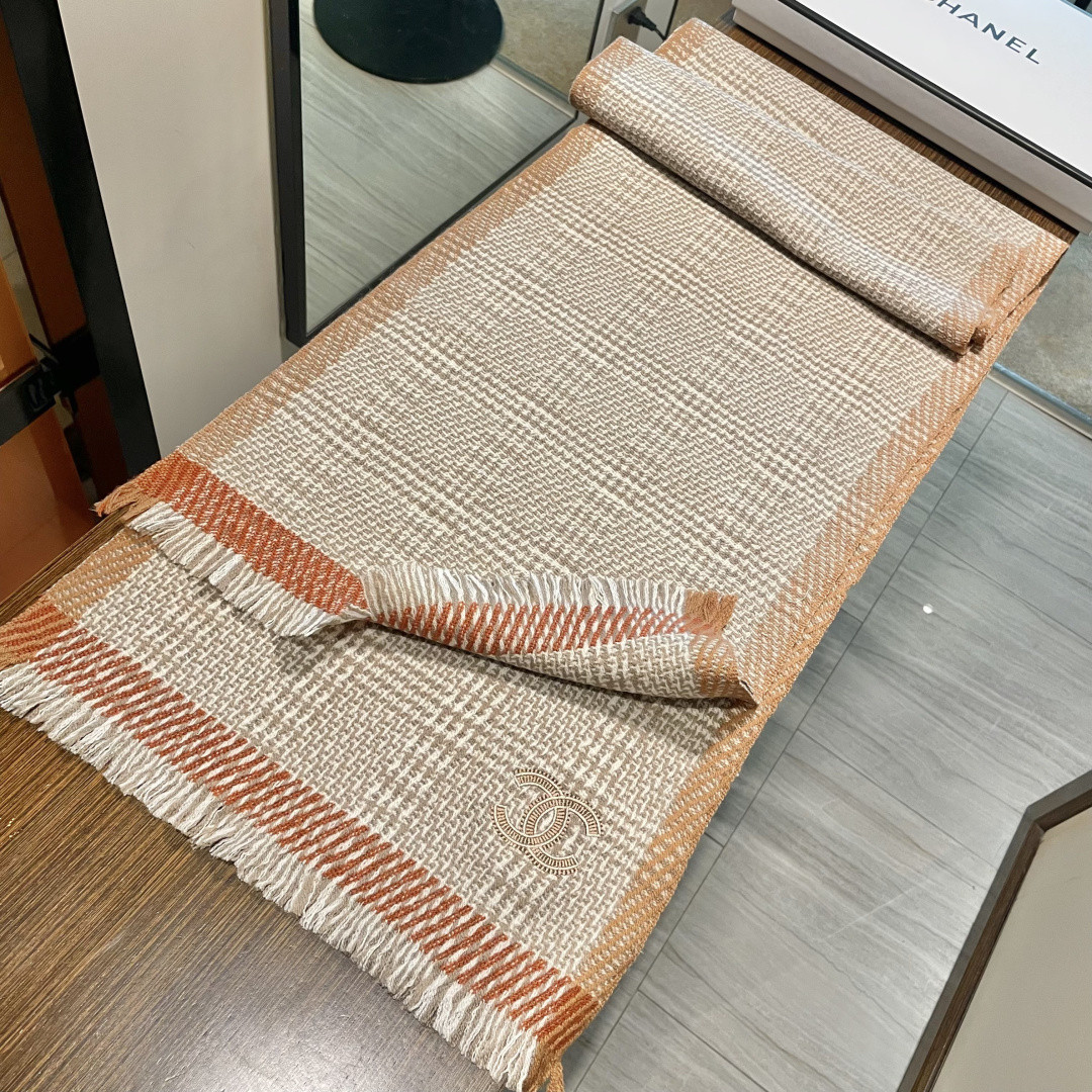 Ch*el scarf 38x200cm 100% wool
