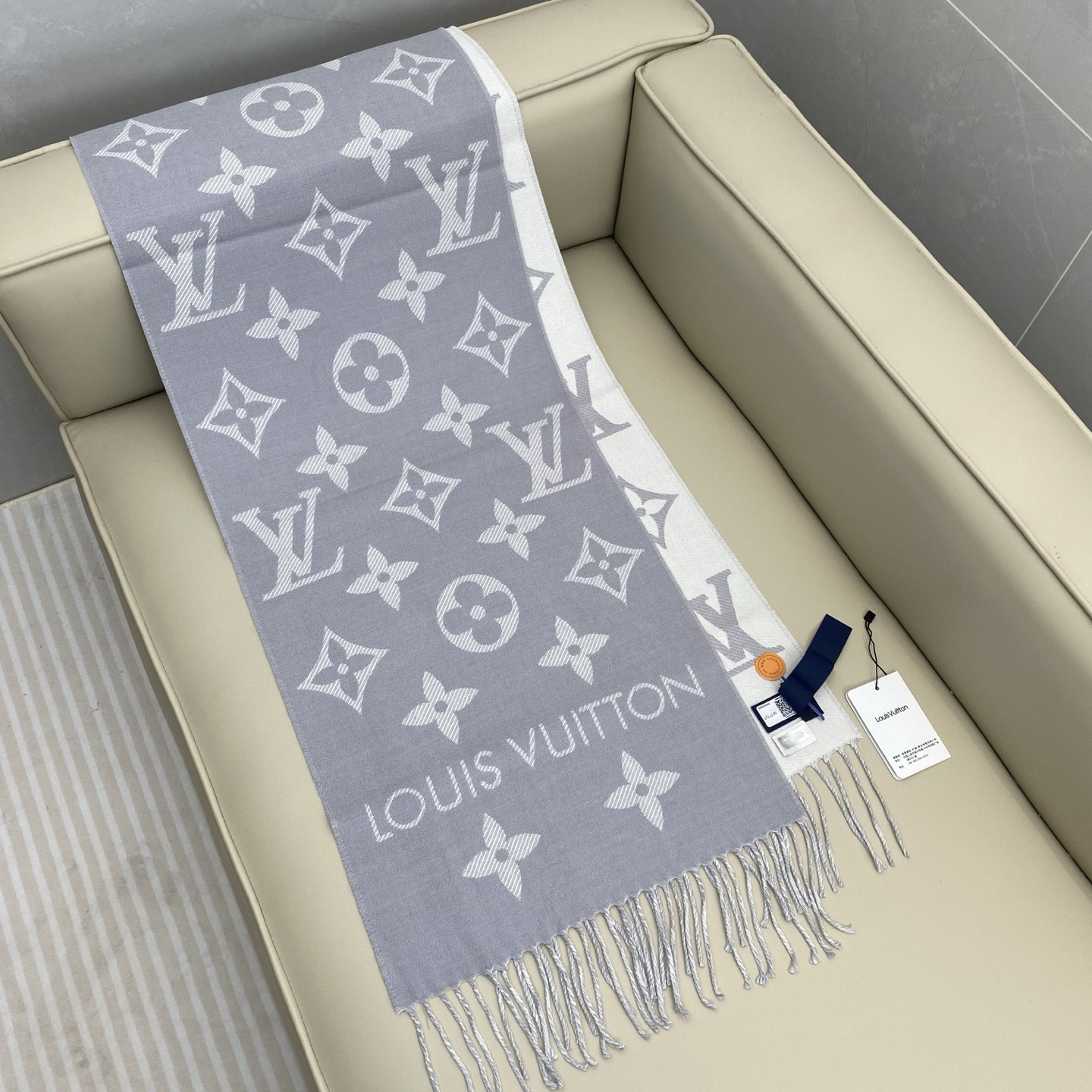 l0*is V*t0n scarf 34x186cm 100% sheep wool