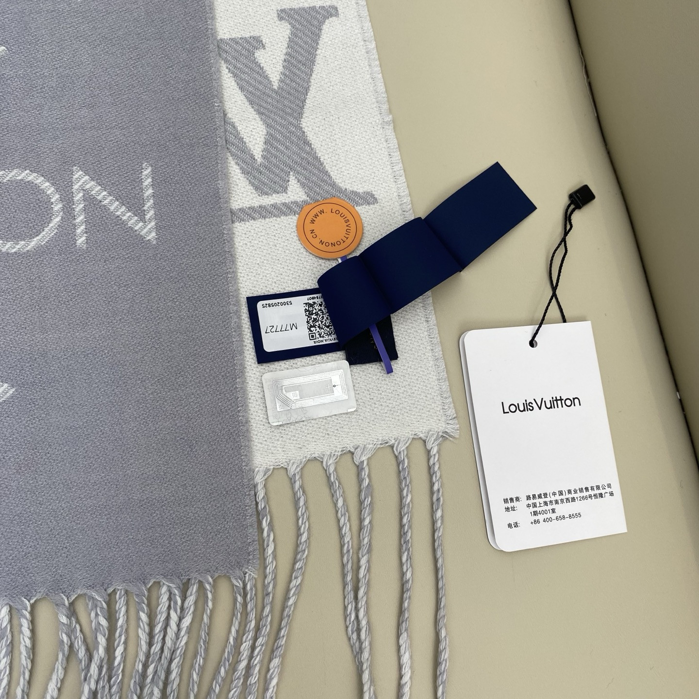 l0*is V*t0n scarf 34x186cm 100% sheep wool