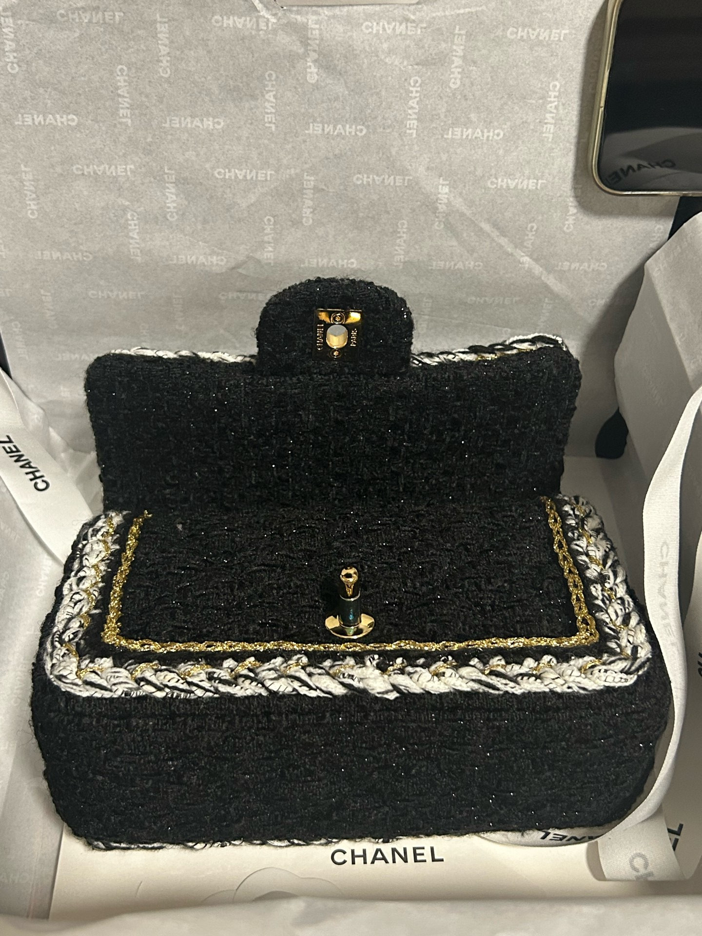 Ch*el mini classic handbag 12x20x6cm