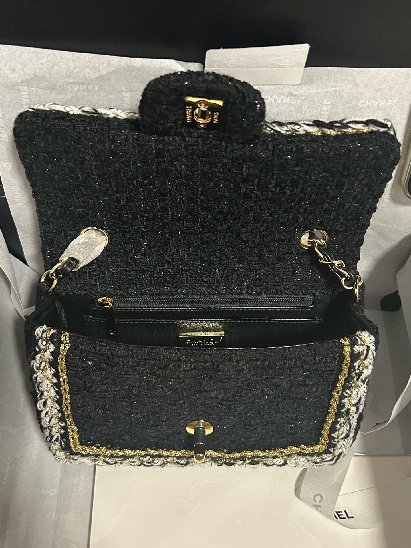 Ch*el mini classic handbag 12x20x6cm
