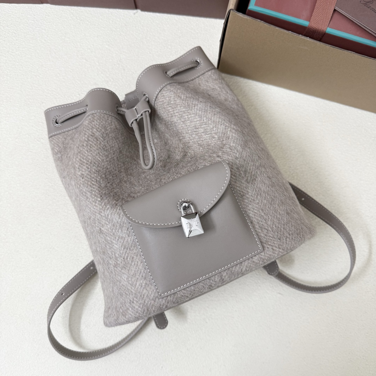 L**o p*ana extra drawstring backpack l27 25x27x14 cm
