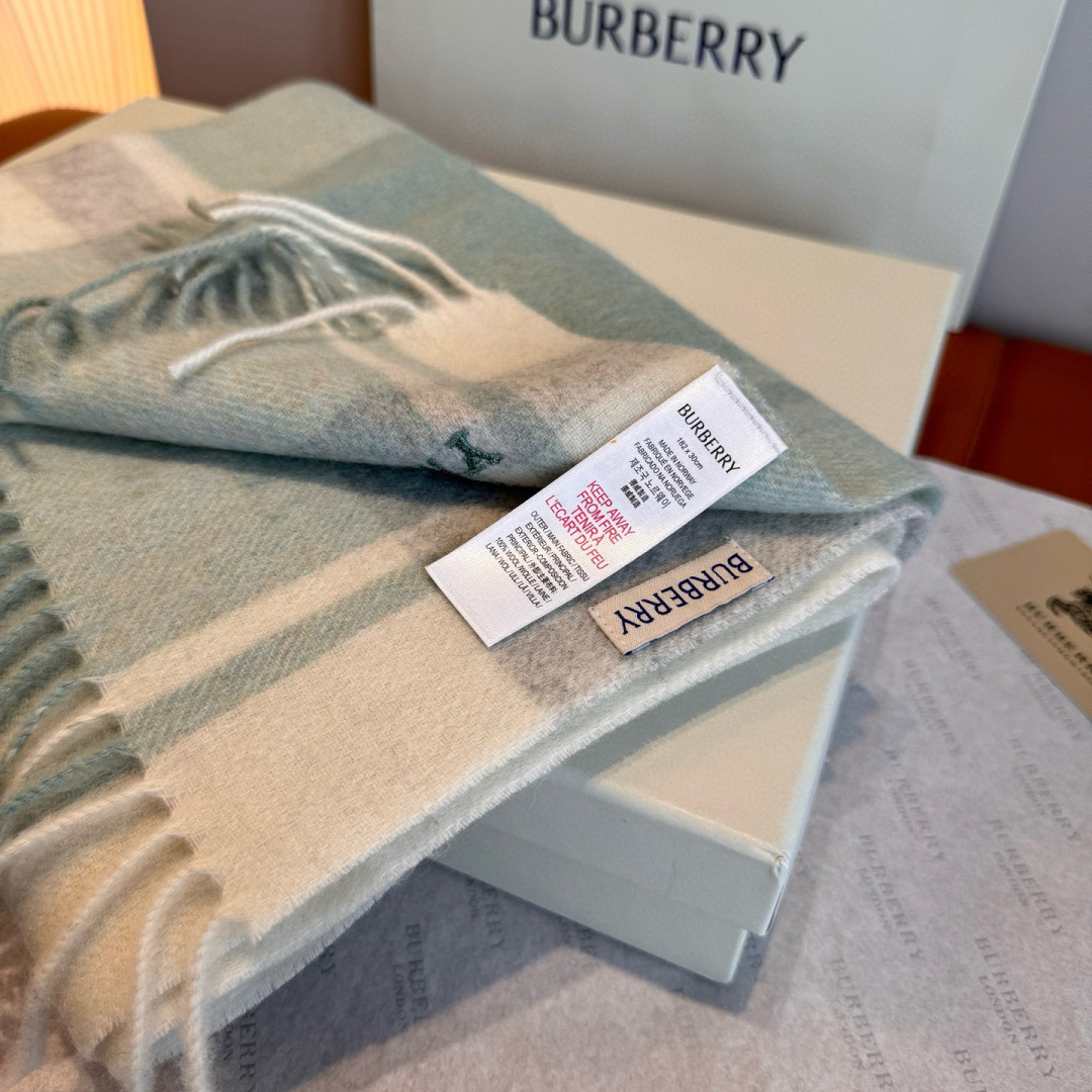 B**rry scarf 32x180cm 100% cashmere
