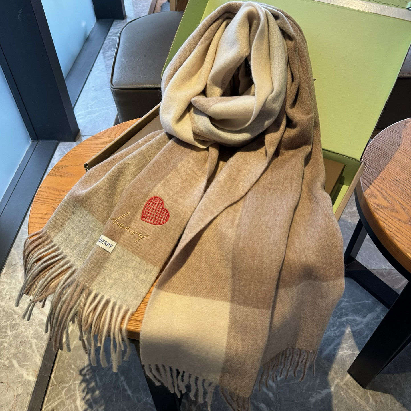 B**rry scarf 60x180cm 100% lambswool