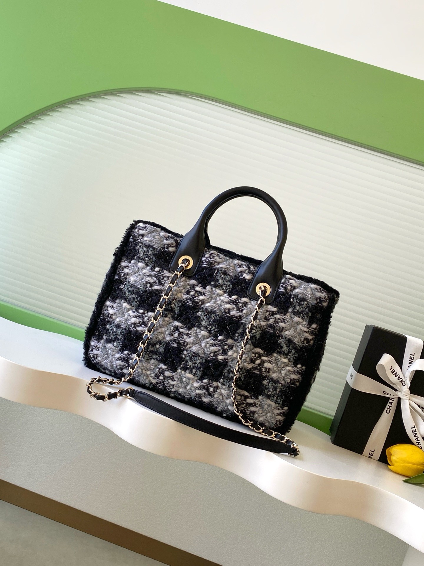 Ch*el small shopping bag 24x33.5x11cm
